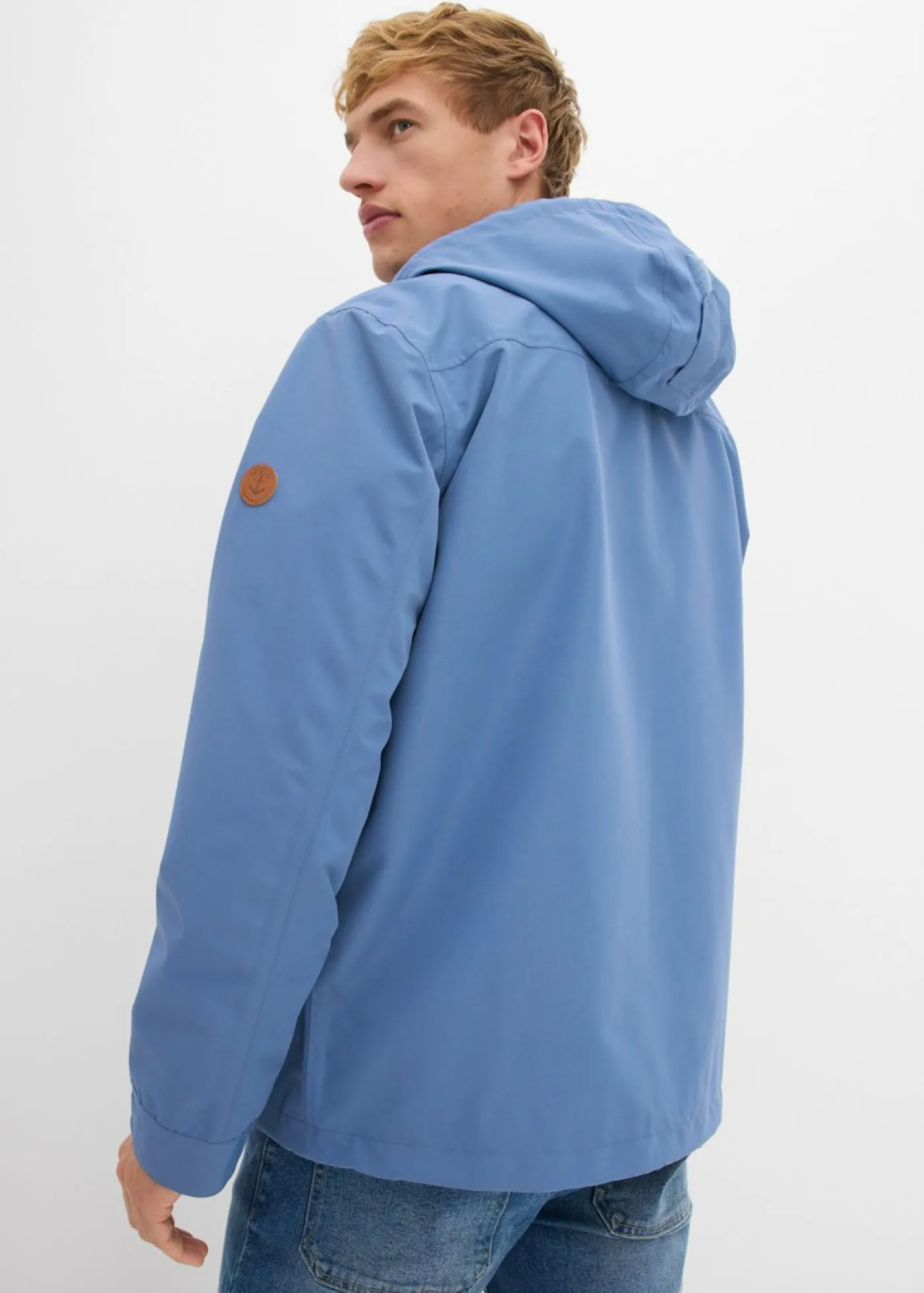Hombre bonprix bonprix Chaqueta funcional impermeable con capucha y detalles de piel sintética