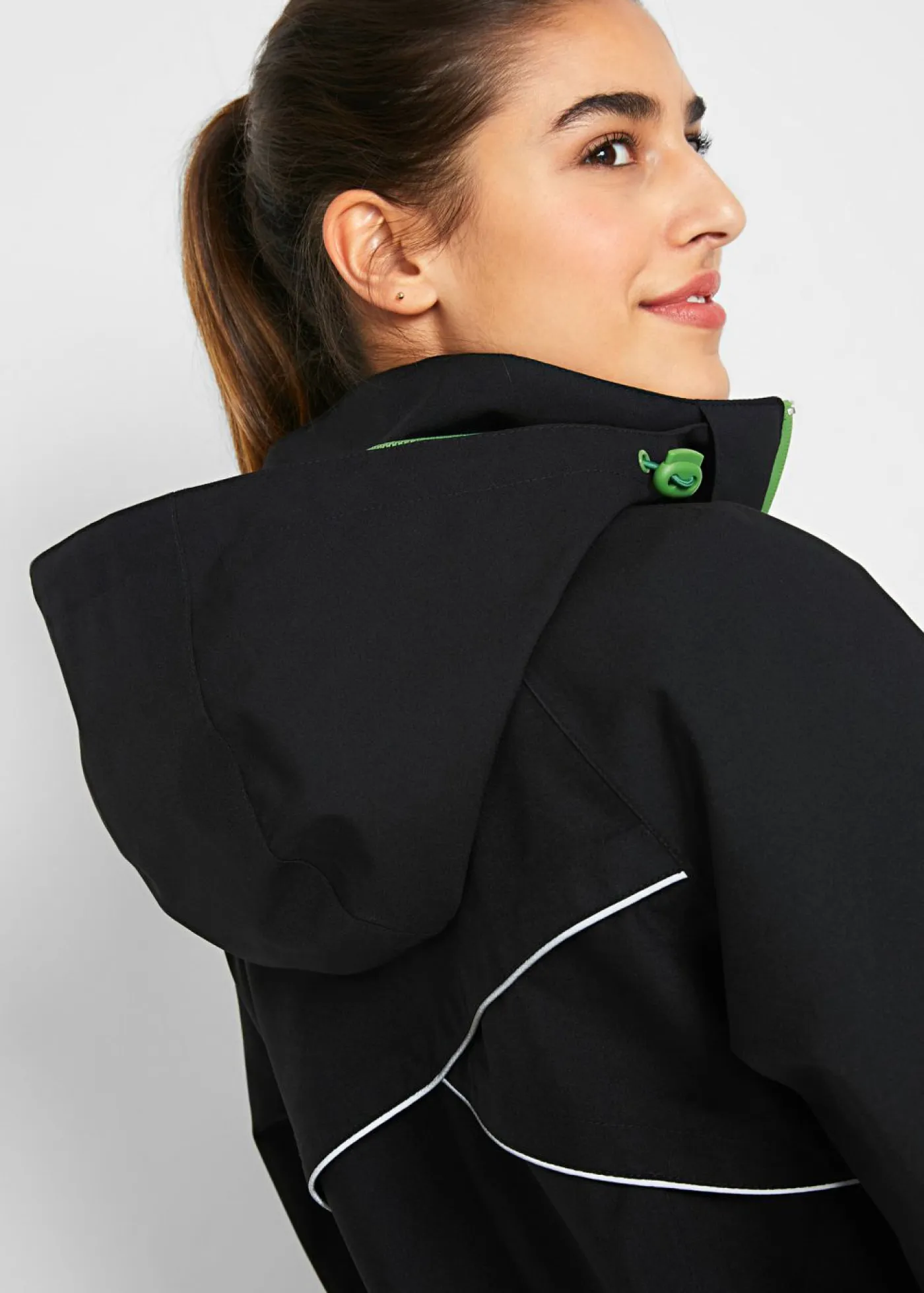 Mujer bonprix bonprix Chaqueta funcional impermeable con detalles reflectantes