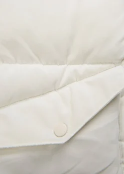 bonprix bonprix Chaquetas Y Abrigos>Chaqueta guateada con cuello de pelo blanco perla