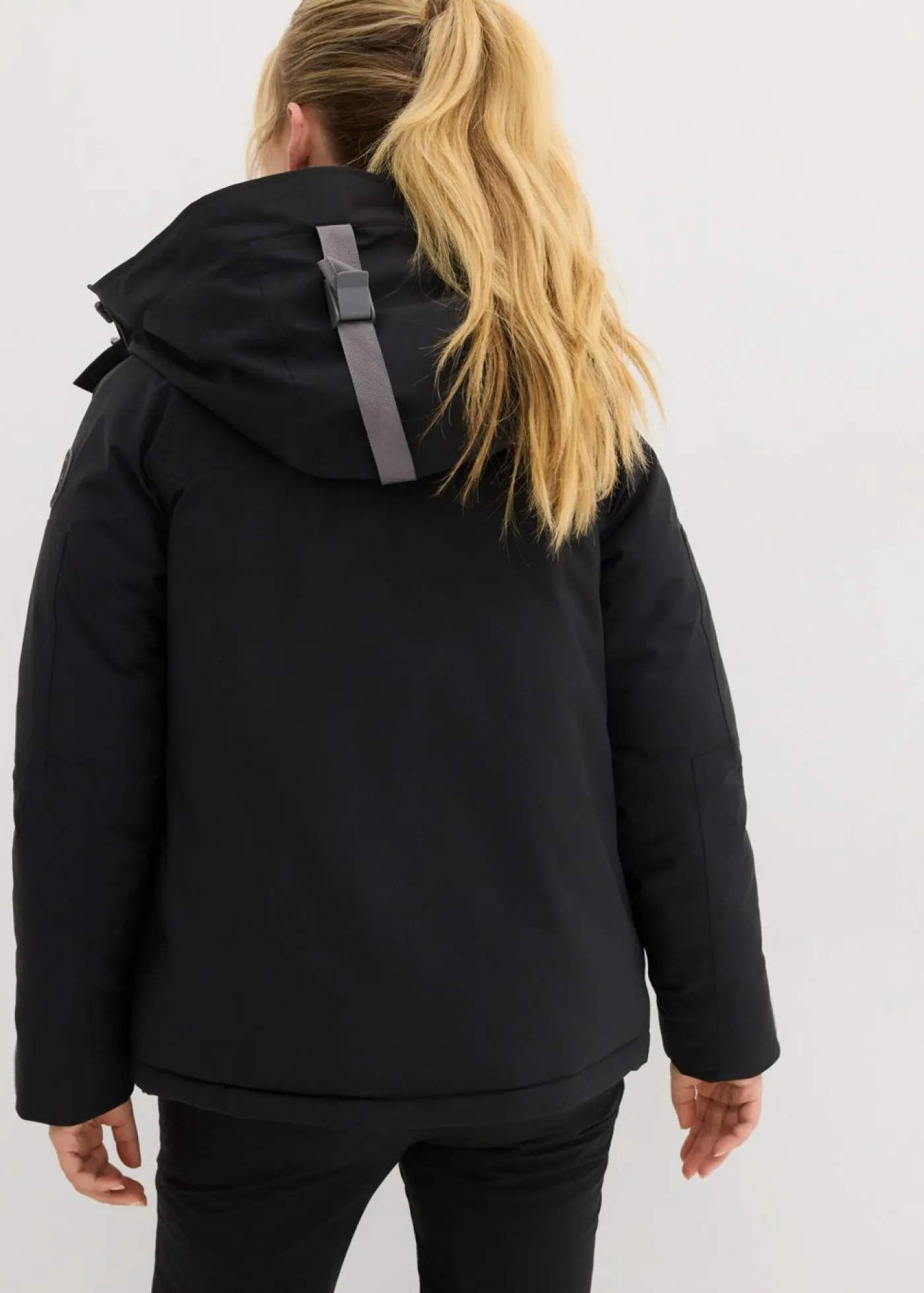 bonprix bonprix Ropa Para El Aire Libre|Ropa Deportiva>Chaqueta impermeable de esquí con protector antinieve Negro