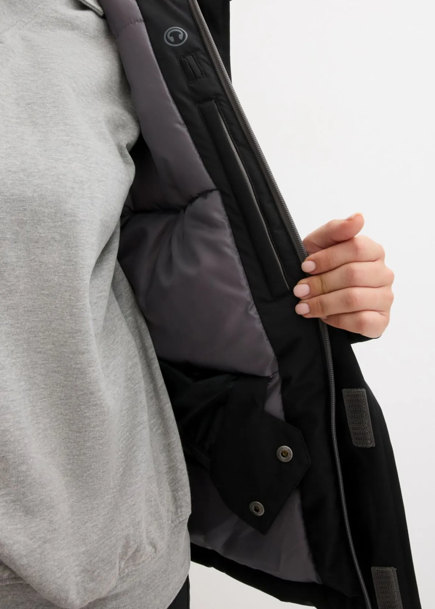 bonprix bonprix Ropa Para El Aire Libre|Ropa Deportiva>Chaqueta impermeable de esquí con protector antinieve Negro