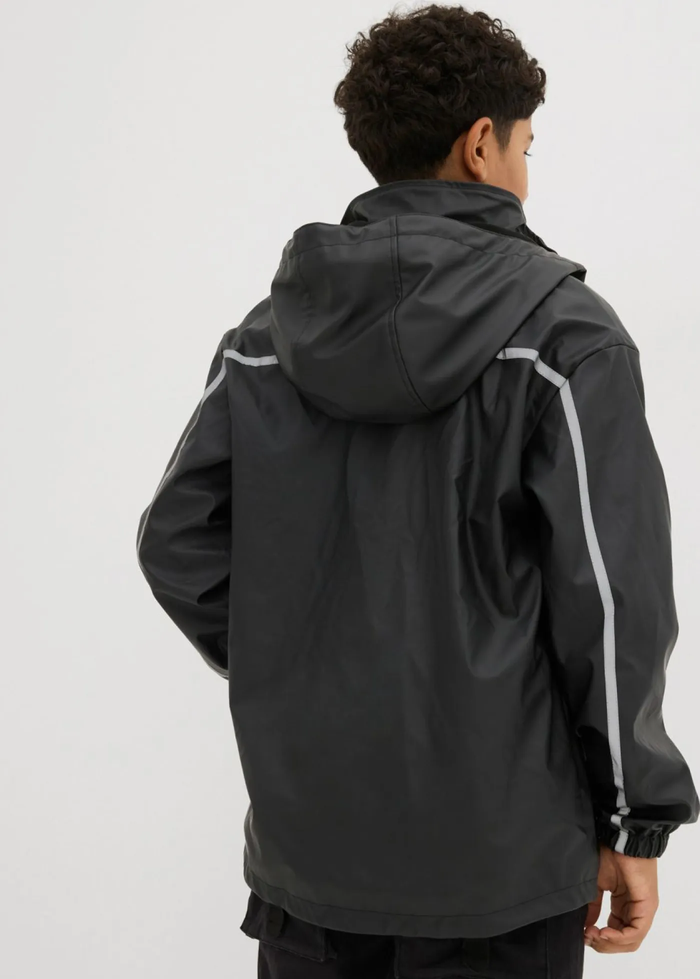 bonprix bonprix Ropa 9 A 16 Años·Chaquetas Y Ropa Outdoor>Chaqueta impermeable térmica con forro polar y capucha desmontable Negro