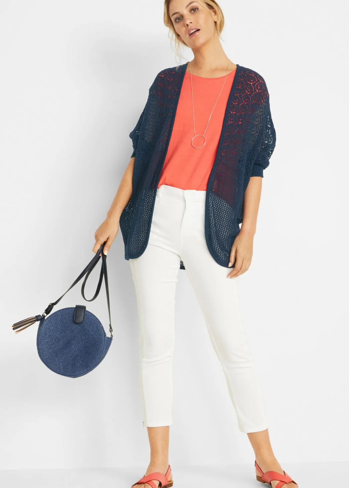 bonprix bonprix Jerséis|Ropa De Punto>Chaqueta larga de punto con patrón calado Azul marino