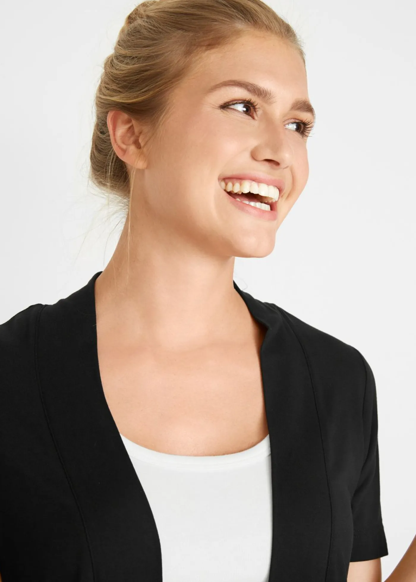 bonprix bonprix Básicos|Camisetas>Chaqueta ligera de viscosa suave Negro