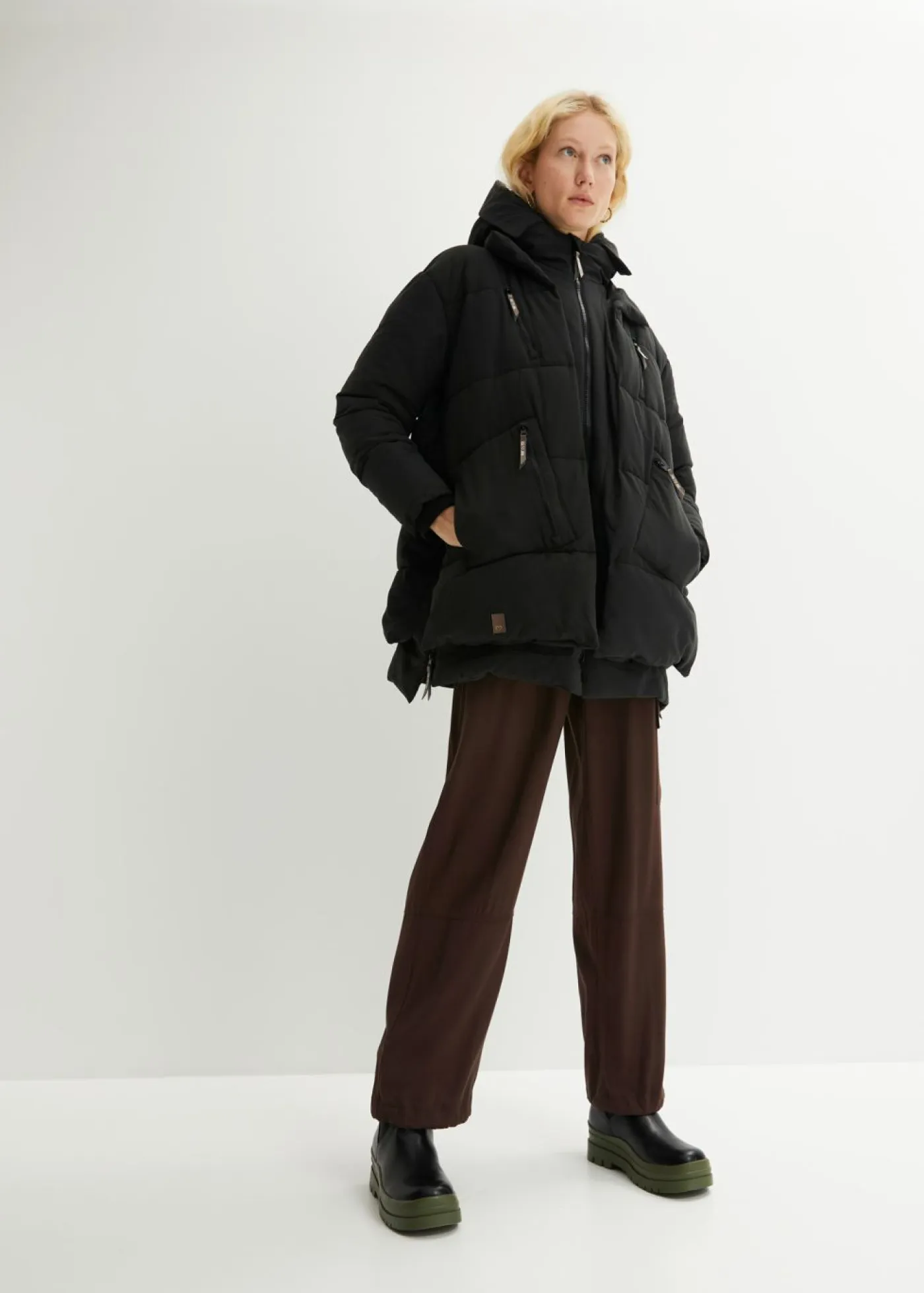 Mujer bonprix bonprix Chaqueta oversize de invierno con capucha