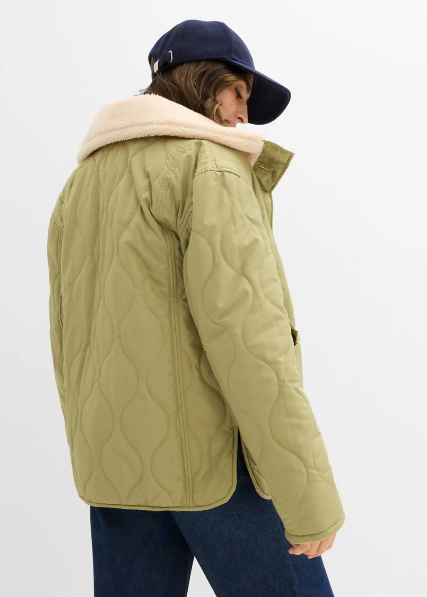 bonprix bonprix Premamá>Chaqueta premamá ligera 3 en 1 con forro polar e inserto de porteo Verde caqui