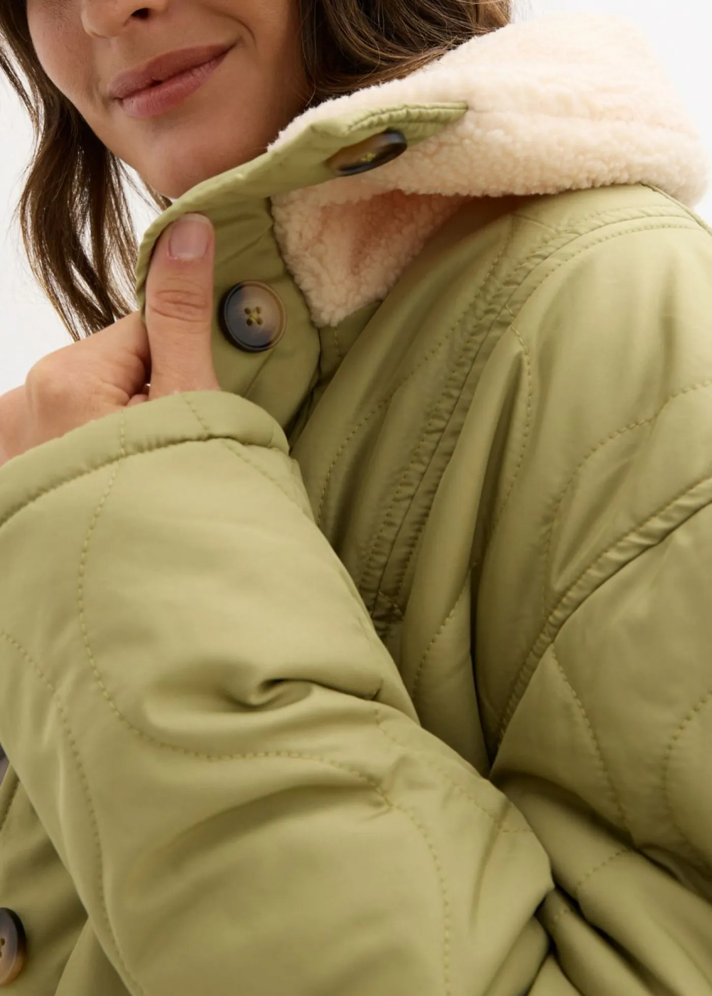 bonprix bonprix Premamá>Chaqueta premamá ligera 3 en 1 con forro polar e inserto de porteo Verde caqui