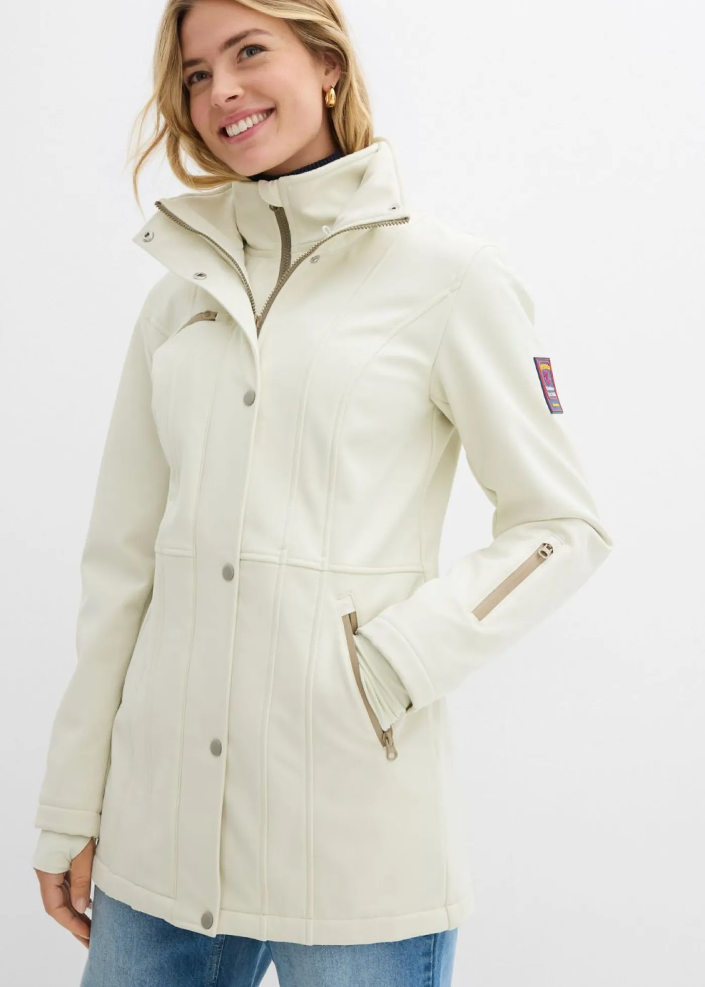 bonprix bonprix Chaquetas Y Abrigos>Chaqueta softshell elástica con diseño largo y tejido repelente al agua Beige