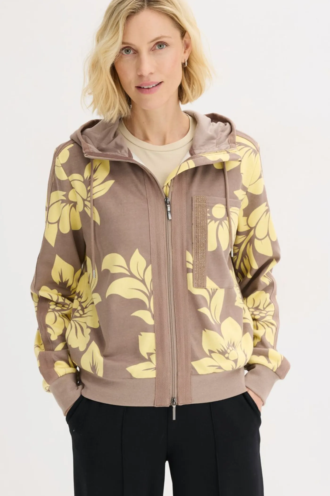 bonprix bonprix Ropa Cómoda>Chaqueta tipo sudadera con algodón Marrón grisáceo/amarillo claro de flores