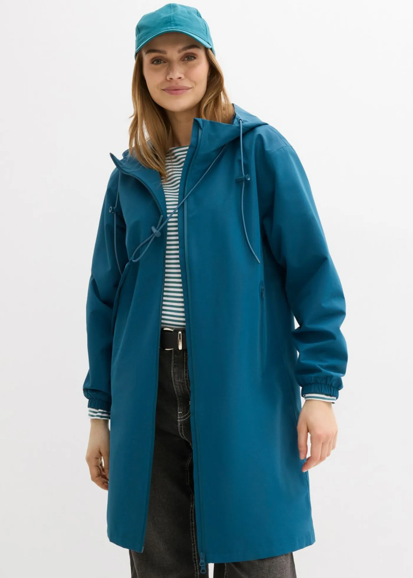 bonprix bonprix Chaquetas Y Abrigos|Novedades>Chubasquero ligero con bolso estilo bandolera Petróleo azul