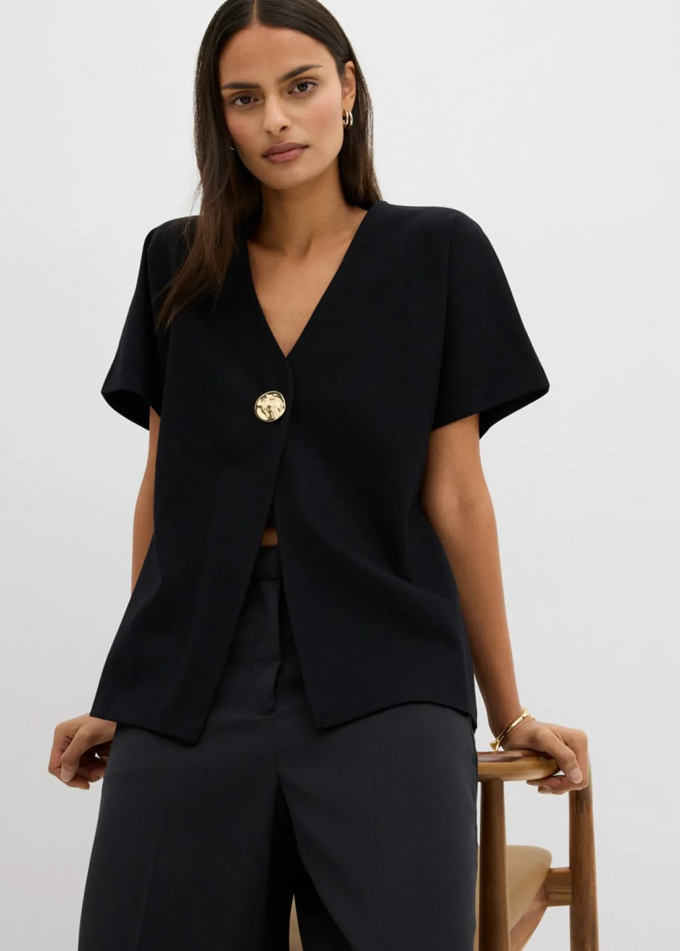 bonprix bonprix Esenciales|Ropa Cómoda>Cómodo chaleco de tejido Punto di Roma con botones decorativos Negro