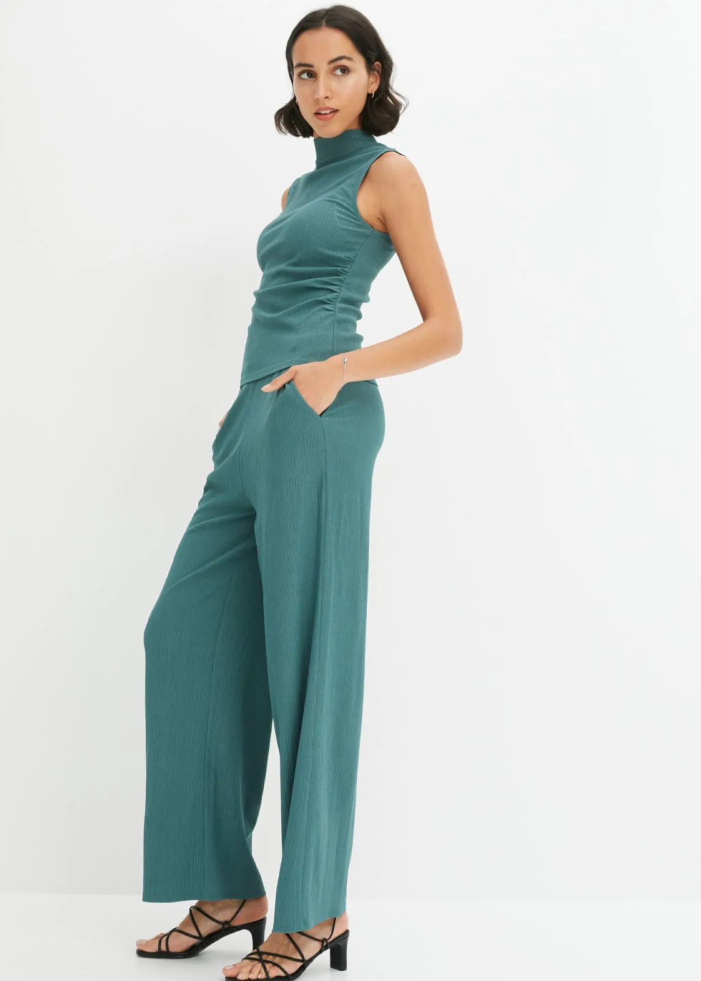 bonprix bonprix Conjuntos De Ropa|Monos>Conjunto de punto verde mate