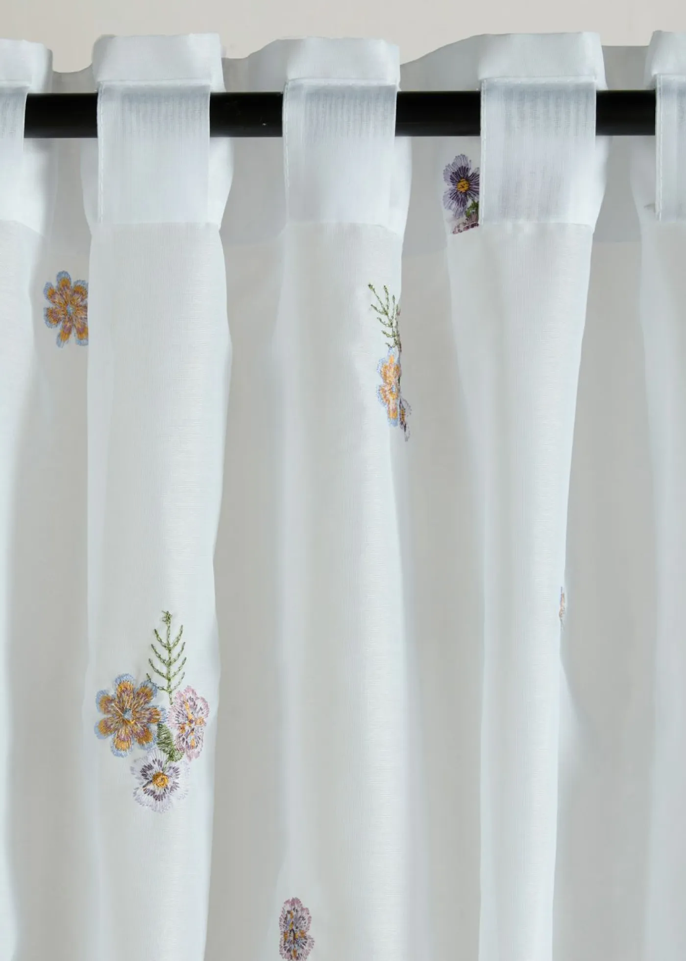 bonprix bonprix Muebles De Comedor·Cortinas Y Estores|Muebles De Sala De Estar·Cortinas De Salón>Cortina con bordado (1 unidad) Blanco-rosa