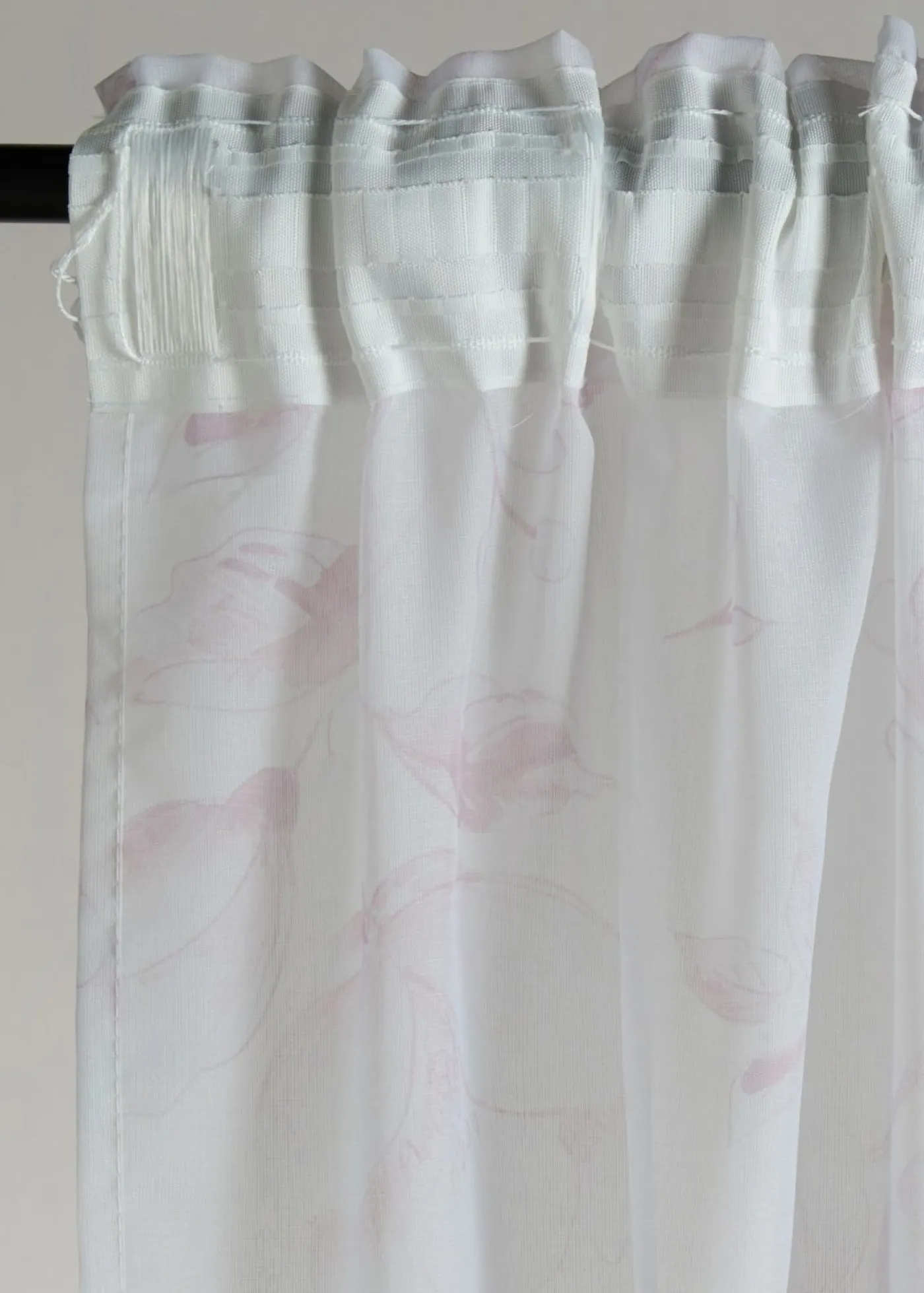 bonprix bonprix Muebles De Sala De Estar·Cortinas De Salón|Cortinas Para Dormitorio>Cortina con estampado floral (1 unidad) Crema-rosa claro