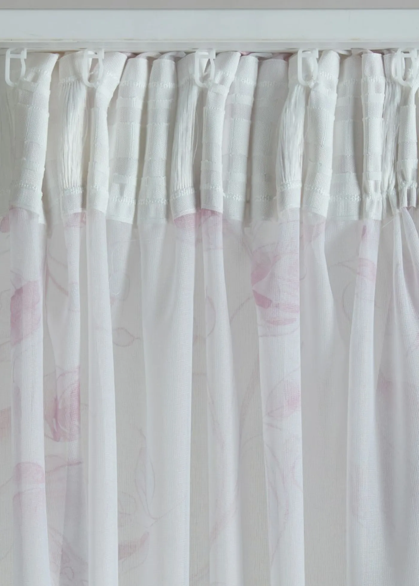 bonprix bonprix Muebles De Sala De Estar·Cortinas De Salón|Cortinas Para Dormitorio>Cortina con estampado floral (1 unidad) Crema-rosa claro