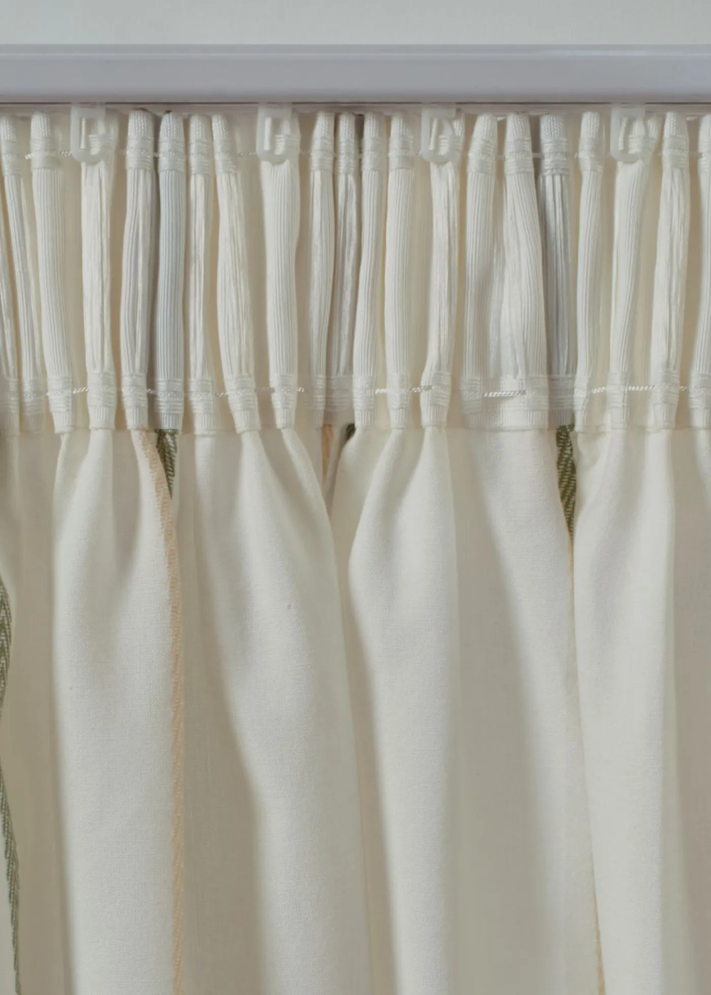 bonprix bonprix Muebles De Sala De Estar·Cortinas De Salón|Cortinas Para Dormitorio>Cortina con rayas (1 unidad) crema-arena-verde oscuro rayas verticales