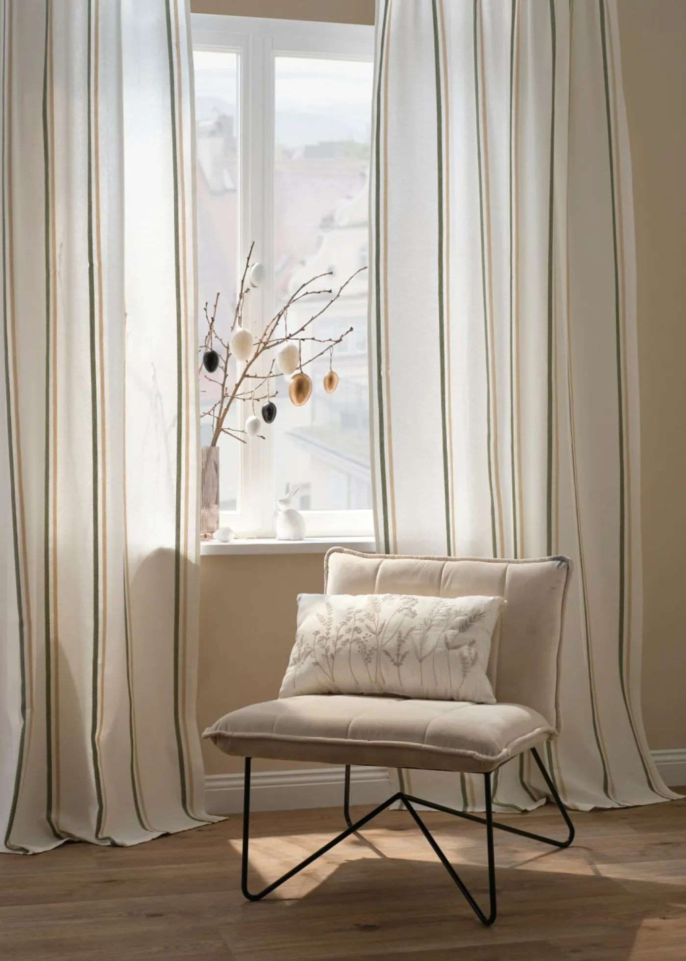 bonprix bonprix Muebles De Sala De Estar·Cortinas De Salón|Cortinas Para Dormitorio>Cortina con rayas (1 unidad) crema-arena-verde oscuro rayas verticales