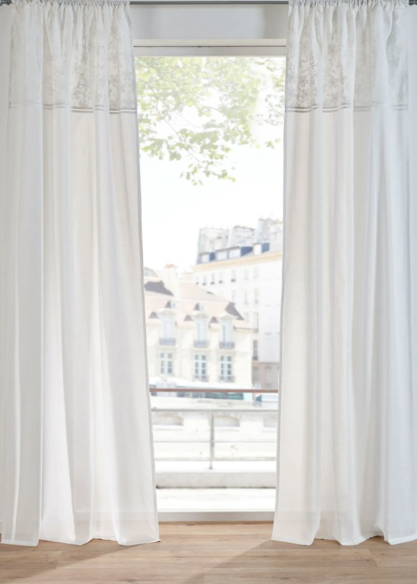 bonprix bonprix Muebles De Sala De Estar·Cortinas De Salón|Cortinas Para Dormitorio>Cortina de algodón orgánico con bordado (1 unidad) Blanco