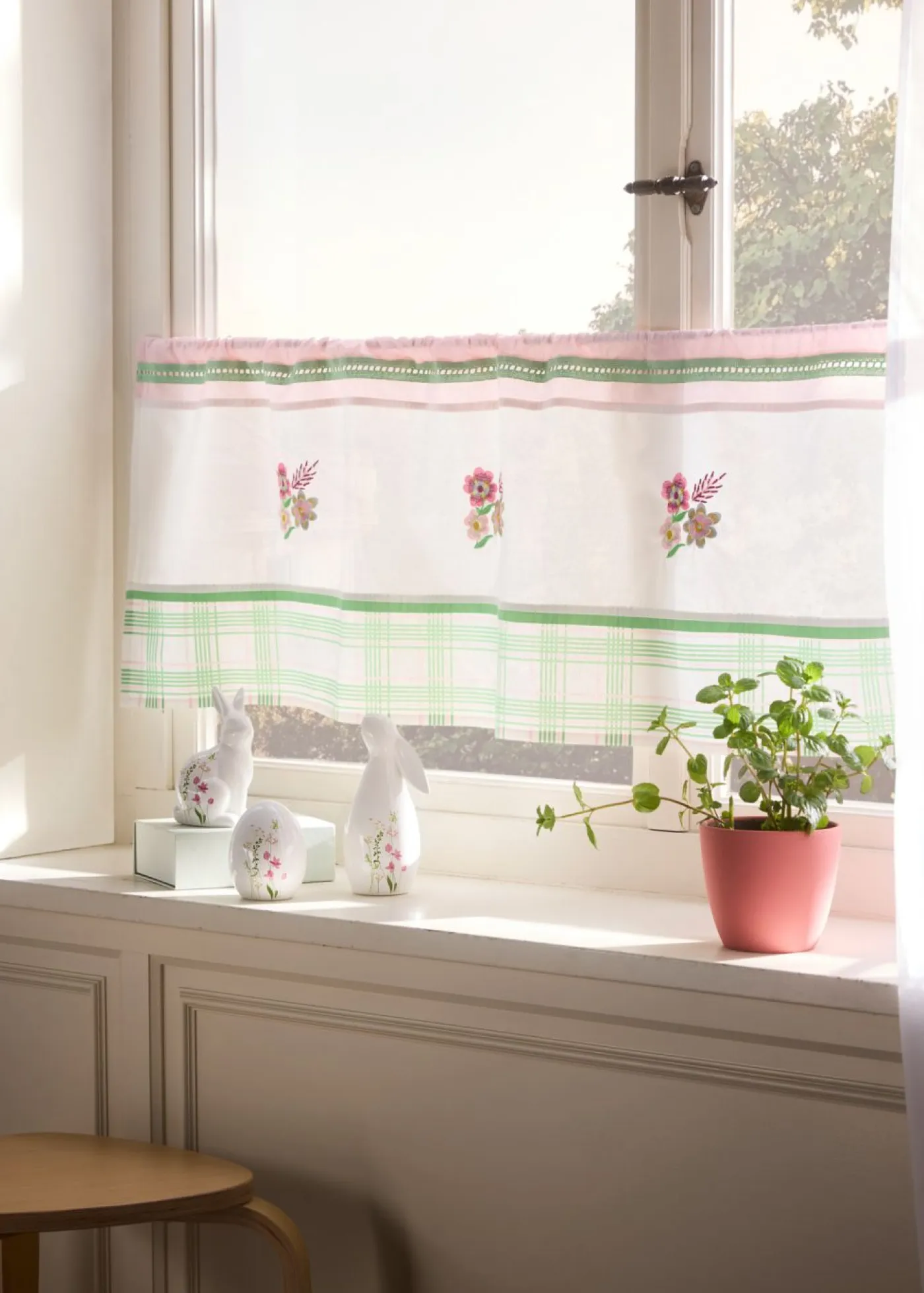 bonprix bonprix Primavera|Cortinas De Primavera>Cortina de algodón orgánico con bordado Blanco-rosa-verde