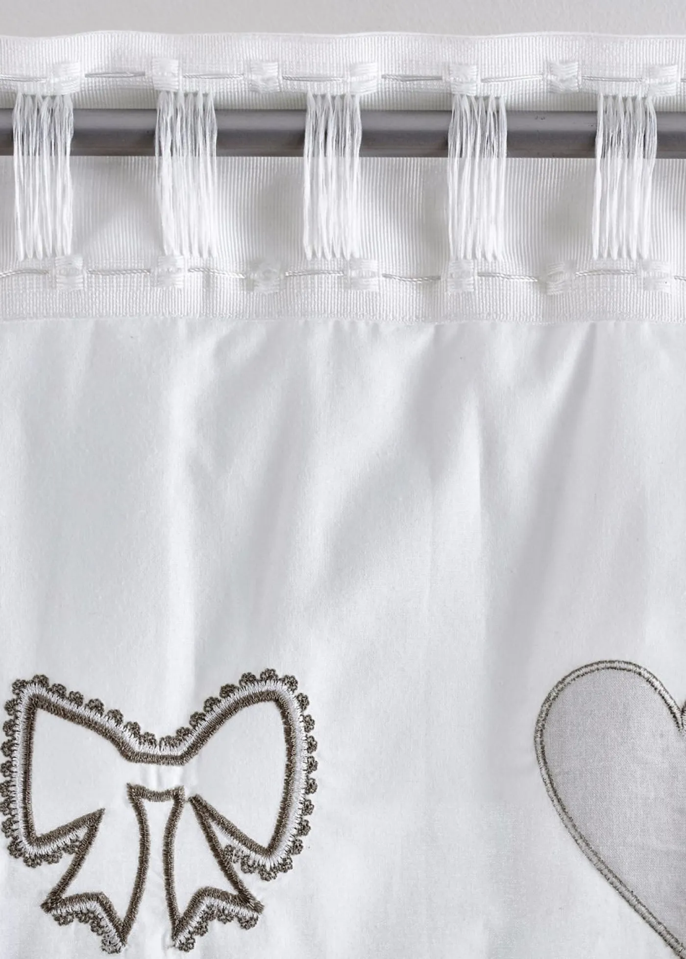 bonprix bonprix Muebles De Sala De Estar·Cortinas De Salón|Cortinas Para Dormitorio>Cortina de algodón orgánico con alzapaño (1 paquete) Marrón grisáceo