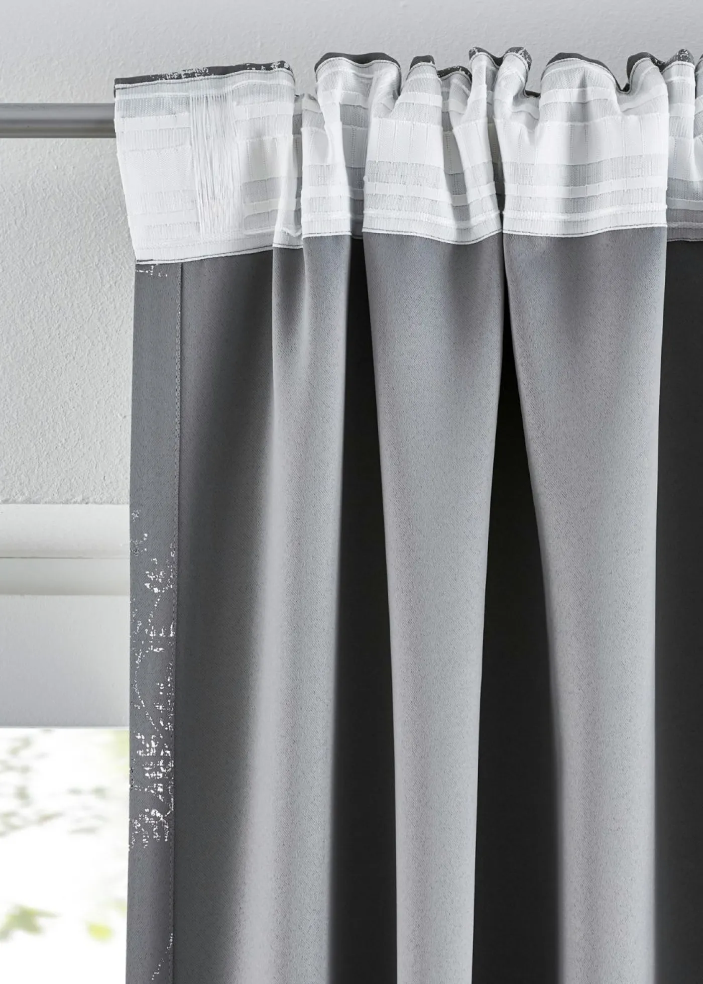 bonprix bonprix Cortina oscurecedora con patrón brillante (1 unidad)