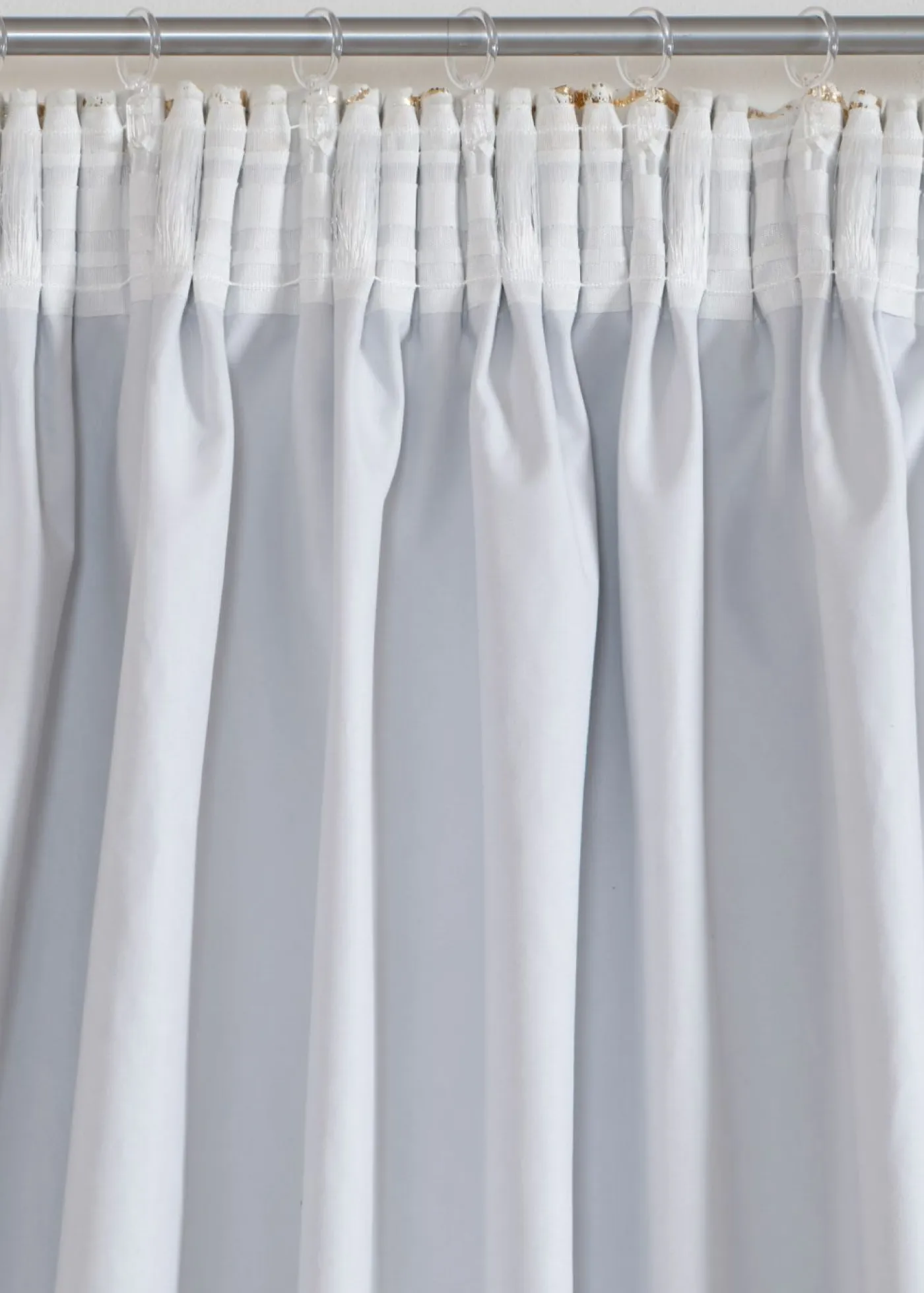 bonprix bonprix Cortina oscurecedora con superficie aterciopelada y brillo (1 unidad)