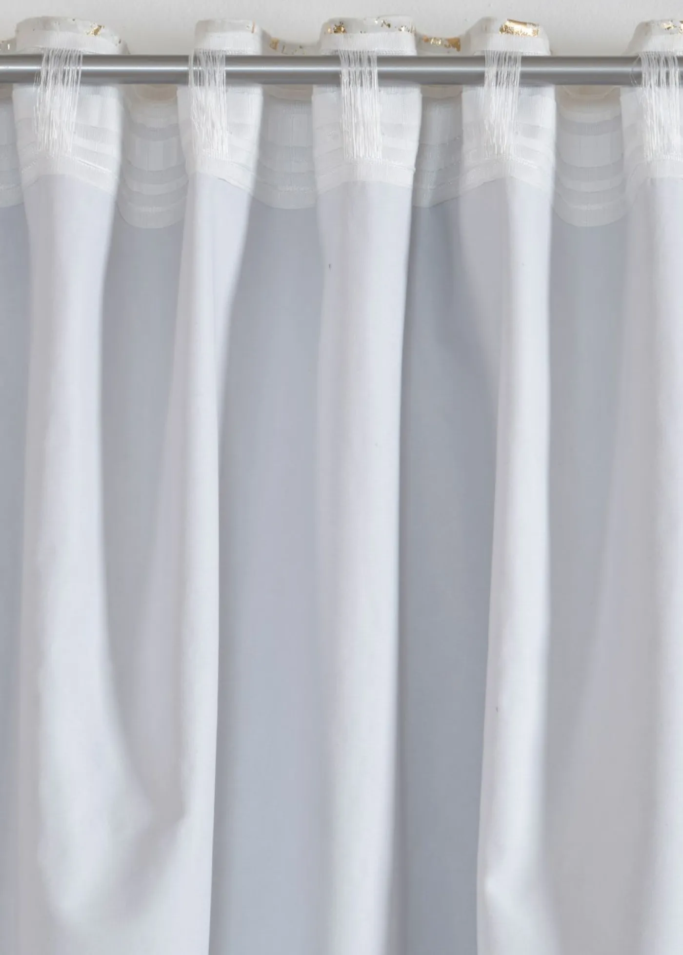 bonprix bonprix Cortina oscurecedora con superficie aterciopelada y brillo (1 unidad)