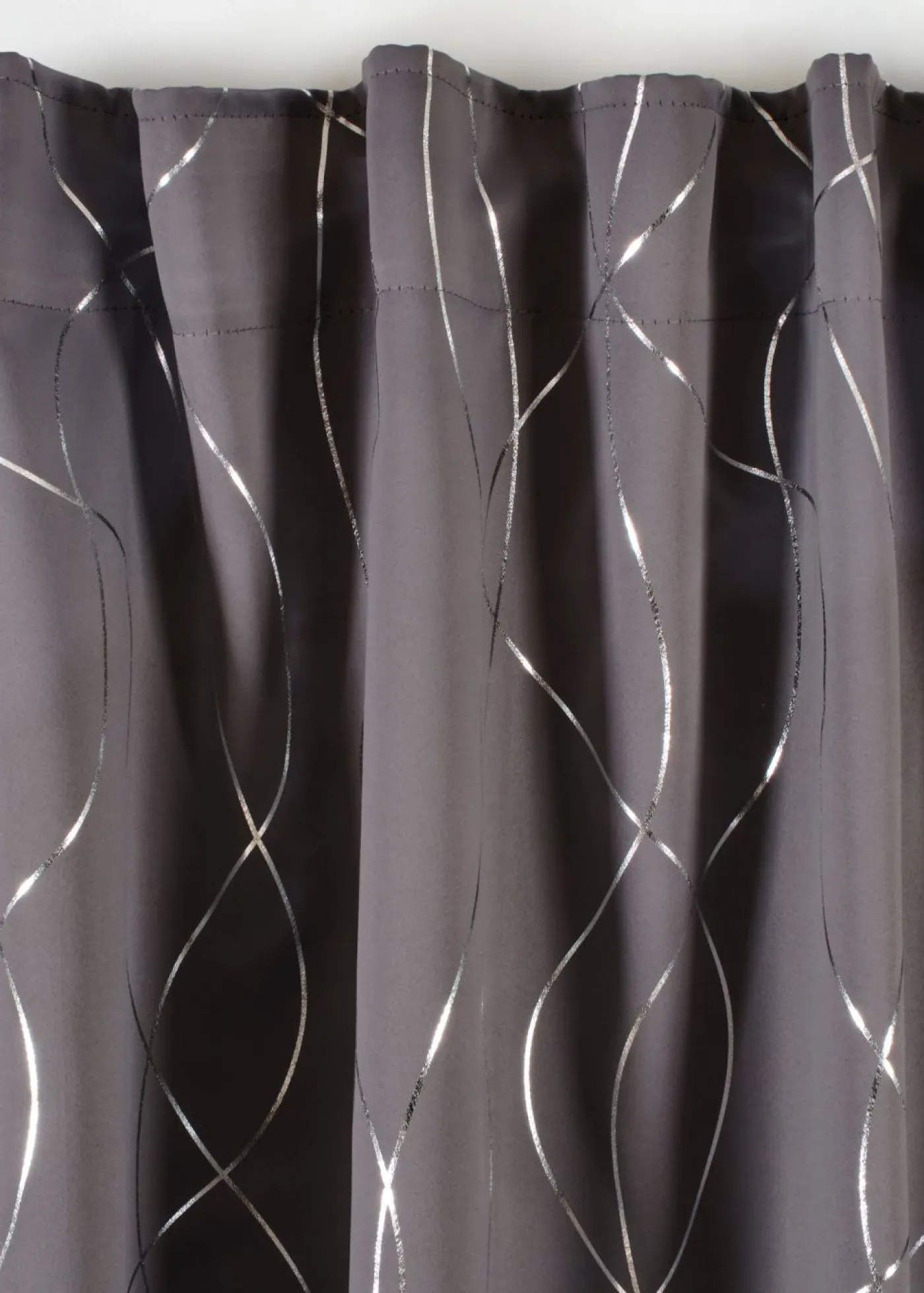 bonprix bonprix Muebles De Dormitorio·Cortinas Opacas|Cortinas Opacas>Cortina oscurecedora con brillo, también en tamaño extralargo (1 unidad) Gris-plata