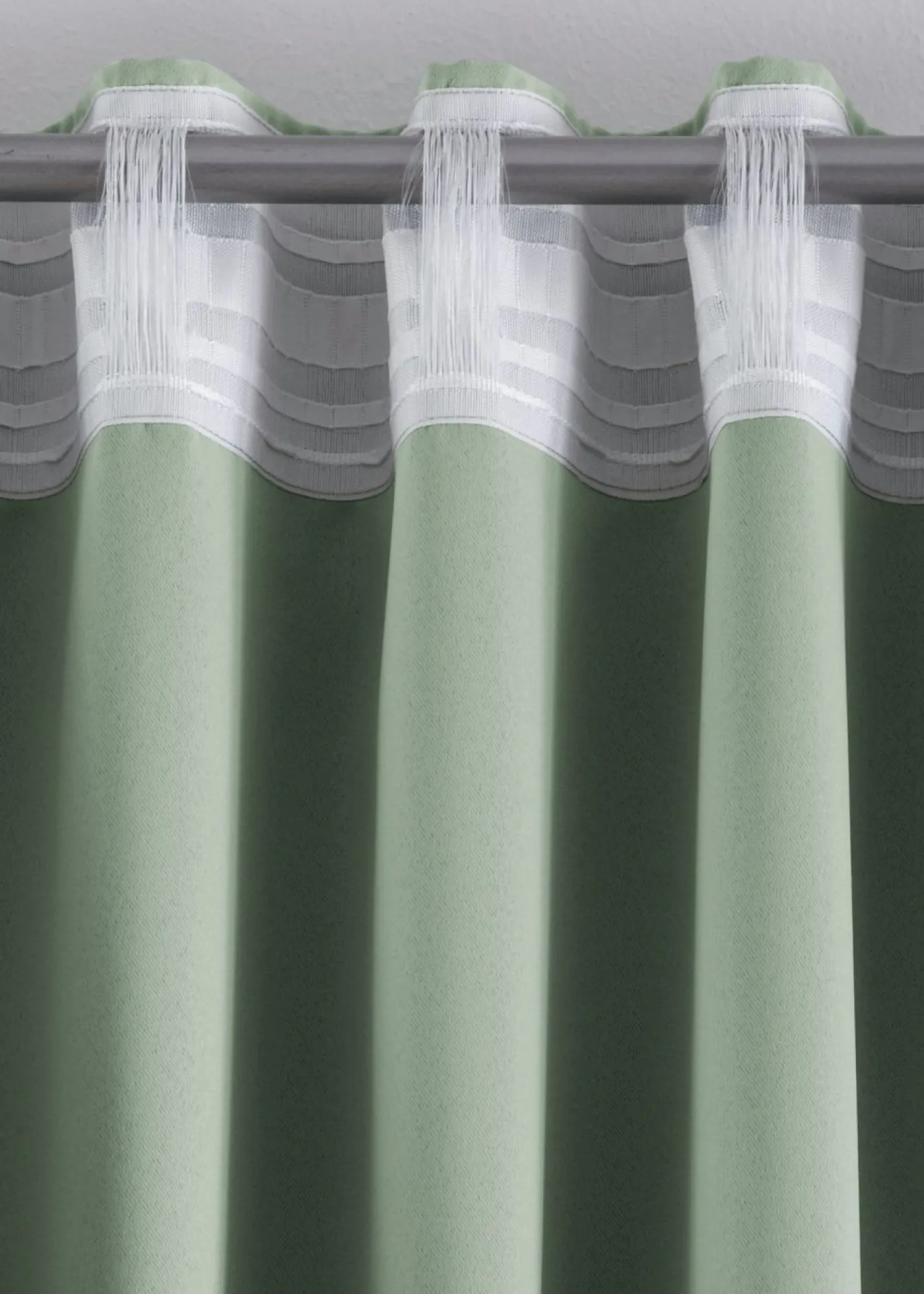 bonprix bonprix Muebles De Dormitorio·Cortinas Opacas|Cortinas Opacas>Cortina oscurecedora en varios tamaños (1 unidad) Salvia