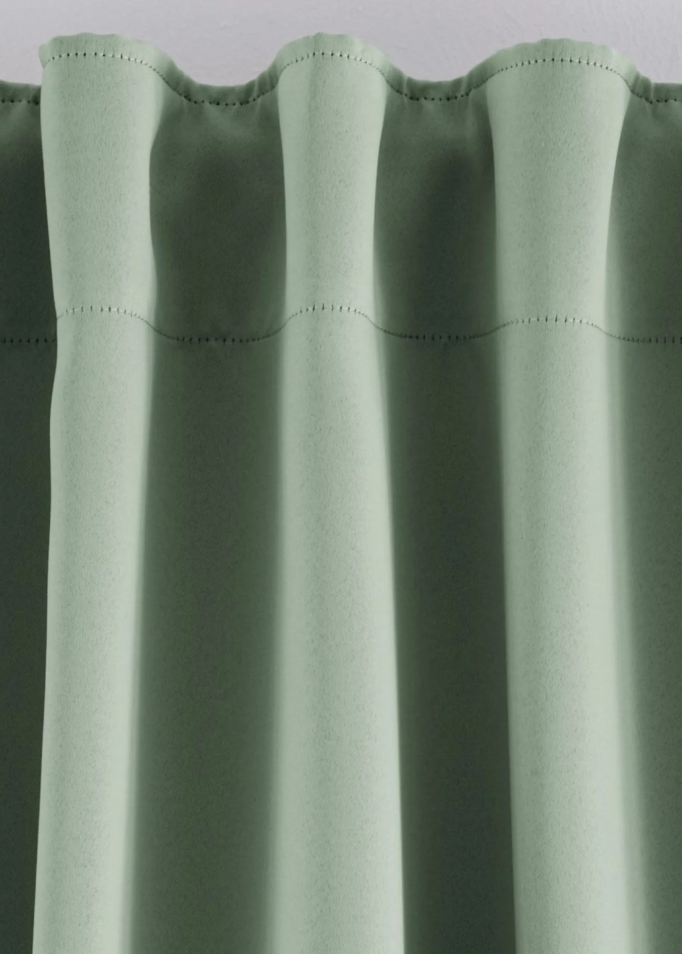 bonprix bonprix Muebles De Dormitorio·Cortinas Opacas|Cortinas Opacas>Cortina oscurecedora en varios tamaños (1 unidad) Salvia