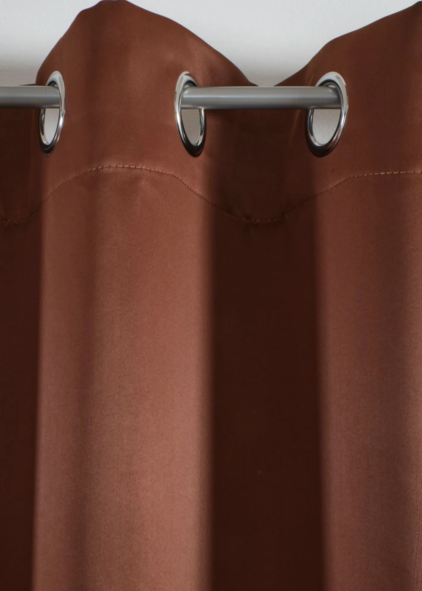 bonprix bonprix Muebles De Dormitorio·Cortinas Opacas|Cortinas Opacas>Cortina oscurecedora en varios tamaños (1 unidad) Marrón oscuro