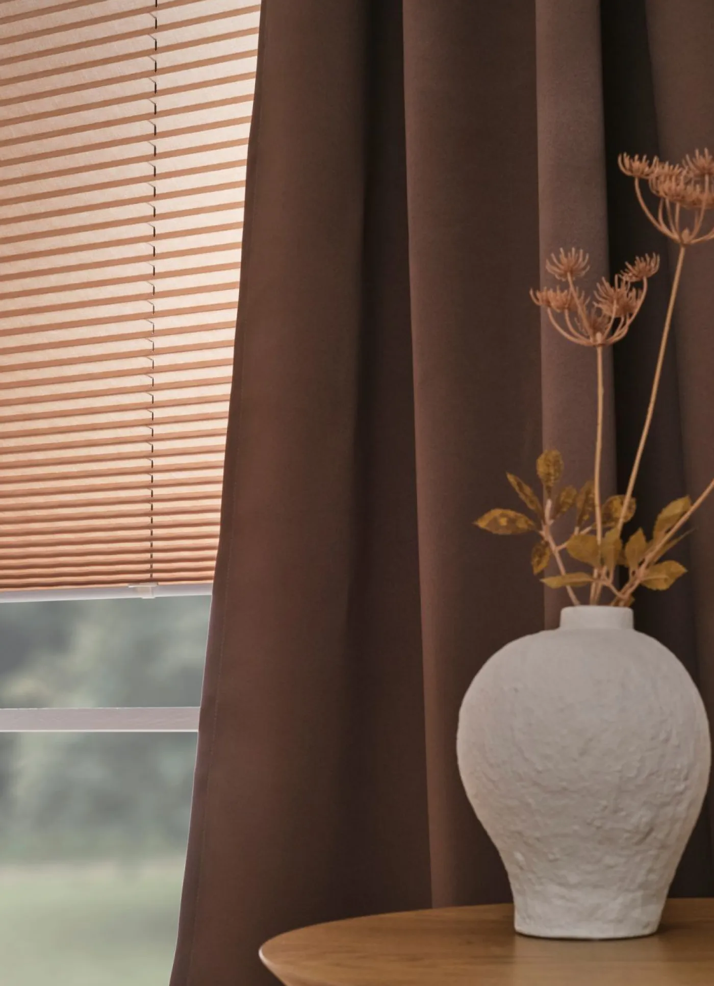 bonprix bonprix Muebles De Dormitorio·Cortinas Opacas|Cortinas Opacas>Cortina oscurecedora en varios tamaños (1 unidad) Marrón oscuro