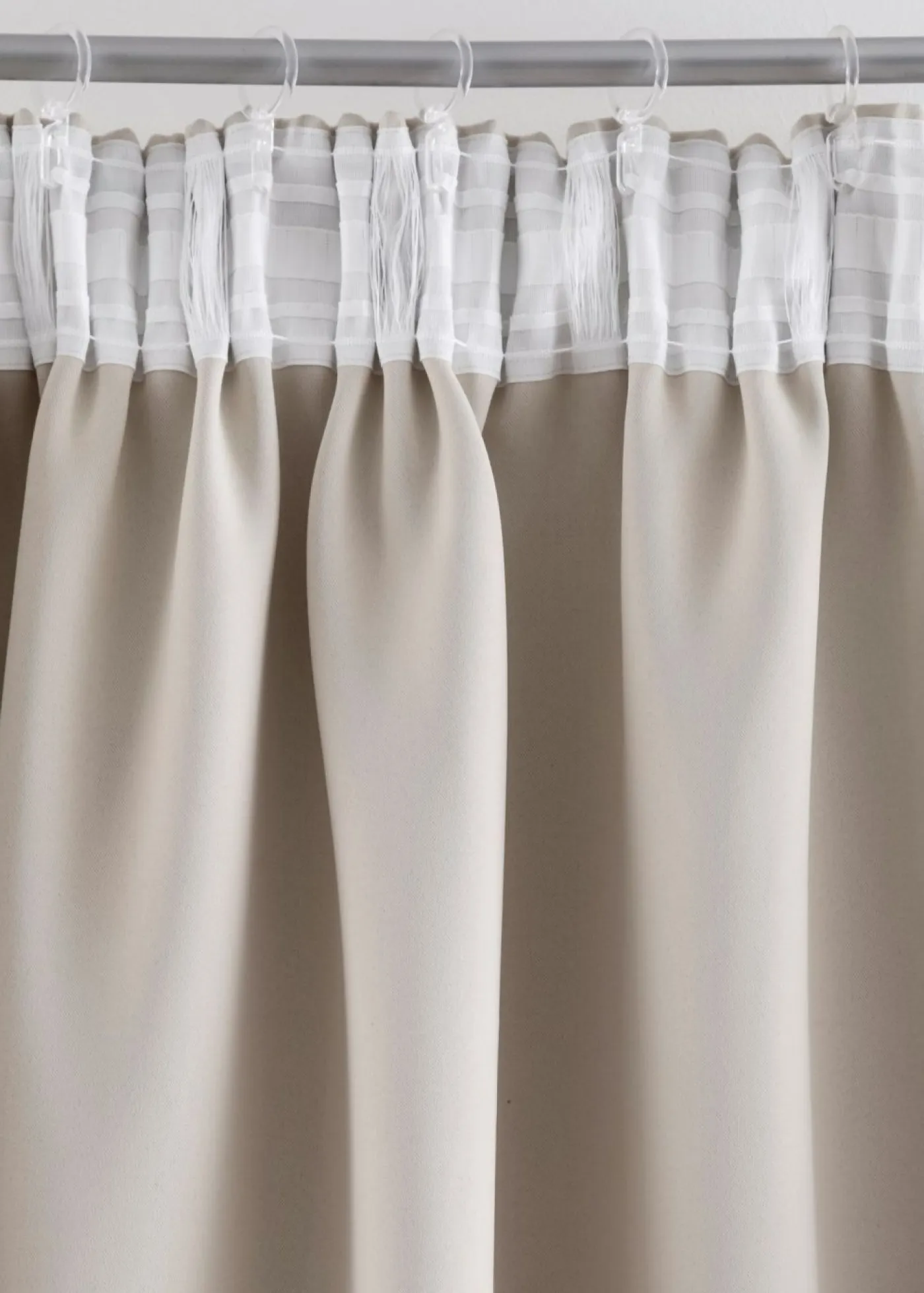 bonprix bonprix Muebles De Dormitorio·Cortinas Opacas|Cortinas Opacas>Cortina oscurecedora en varios tamaños (1 unidad) Crudo