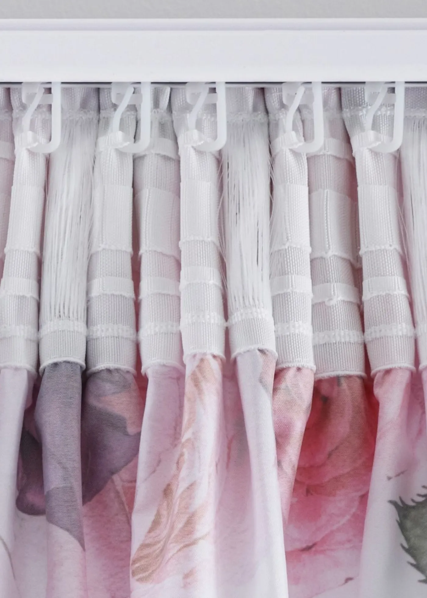 bonprix bonprix Muebles De Sala De Estar·Cortinas De Salón|Cortinas Para Dormitorio>Cortina (2 unidades) baya/blanco./púrpura con flores