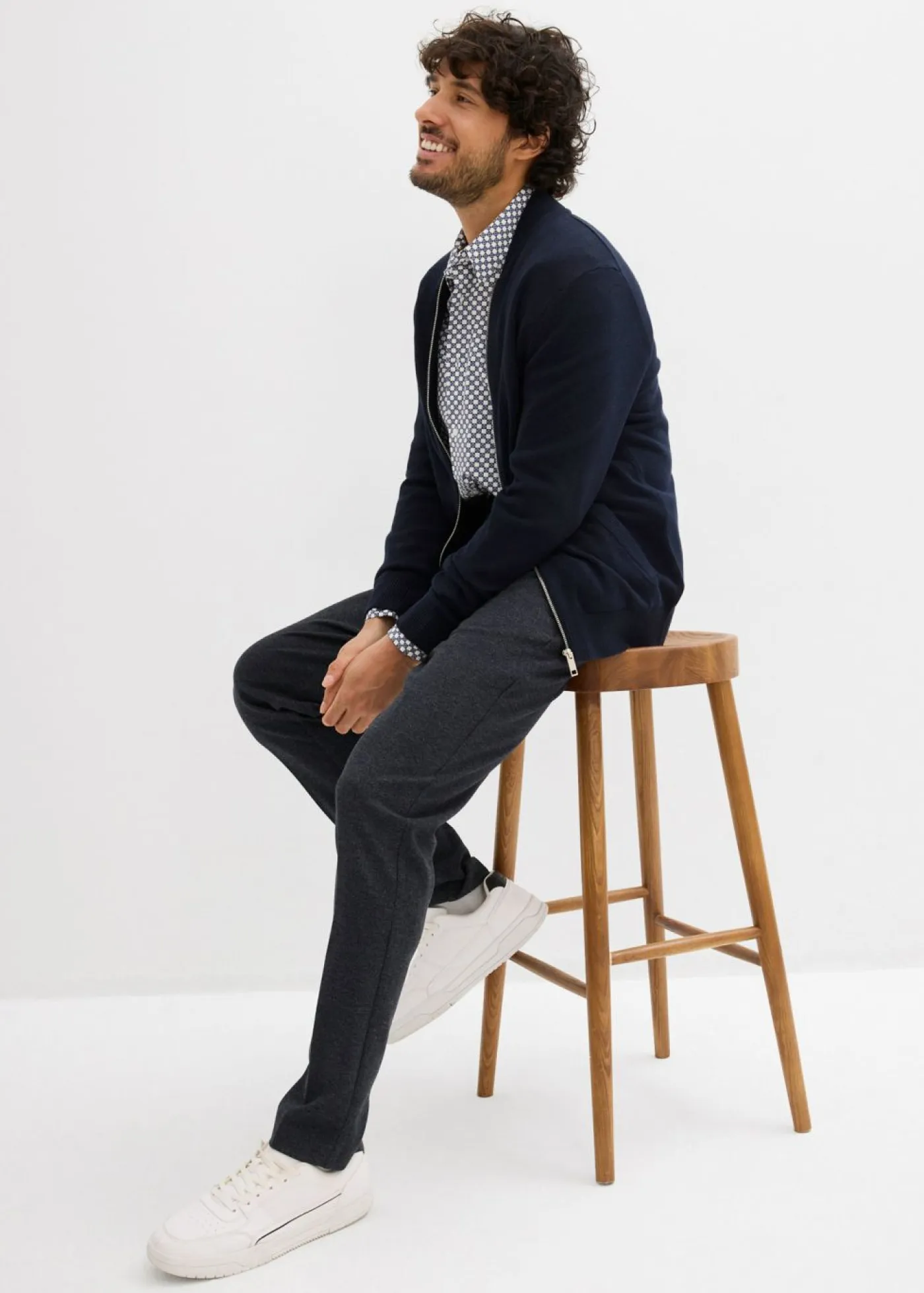 bonprix bonprix Jerséis Y Cárdigans>Cárdigan con regular fit Azul marino