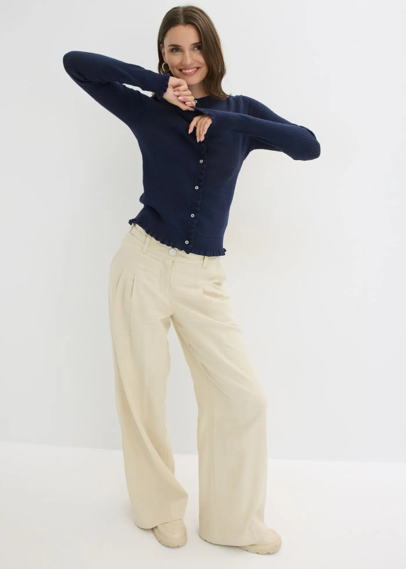 bonprix bonprix Jerséis|Novedades>Cárdigan de ajour de mezcla de algodón Azul marino