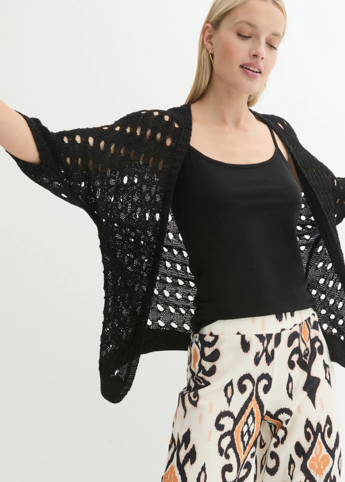 bonprix bonprix Jerséis|Ropa De Punto>Cárdigan de punto ajour con hilo brillante Negro