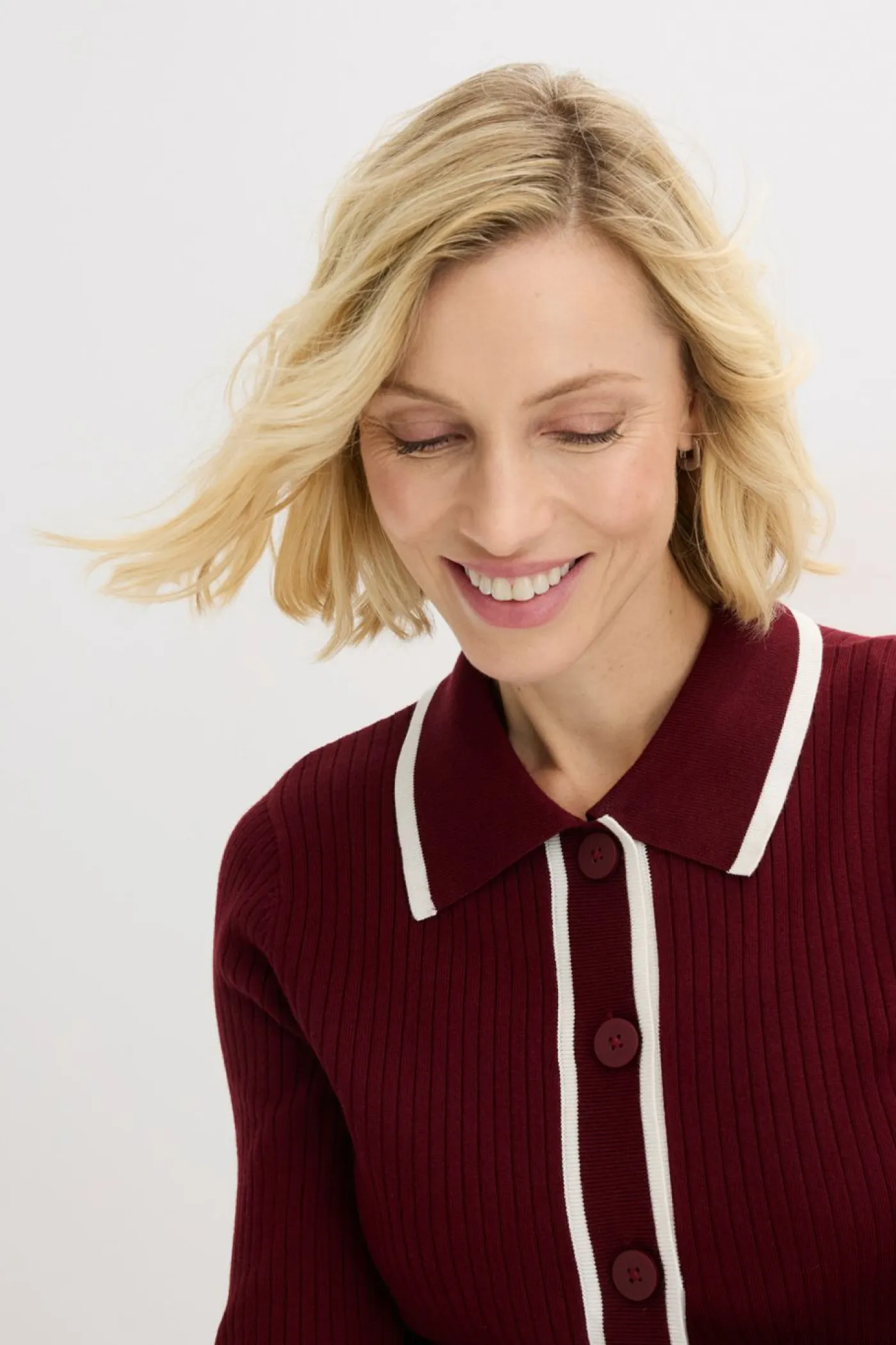 bonprix bonprix Jerséis|Ropa De Punto>Cárdigan Smart rojo rubí-blanco lana