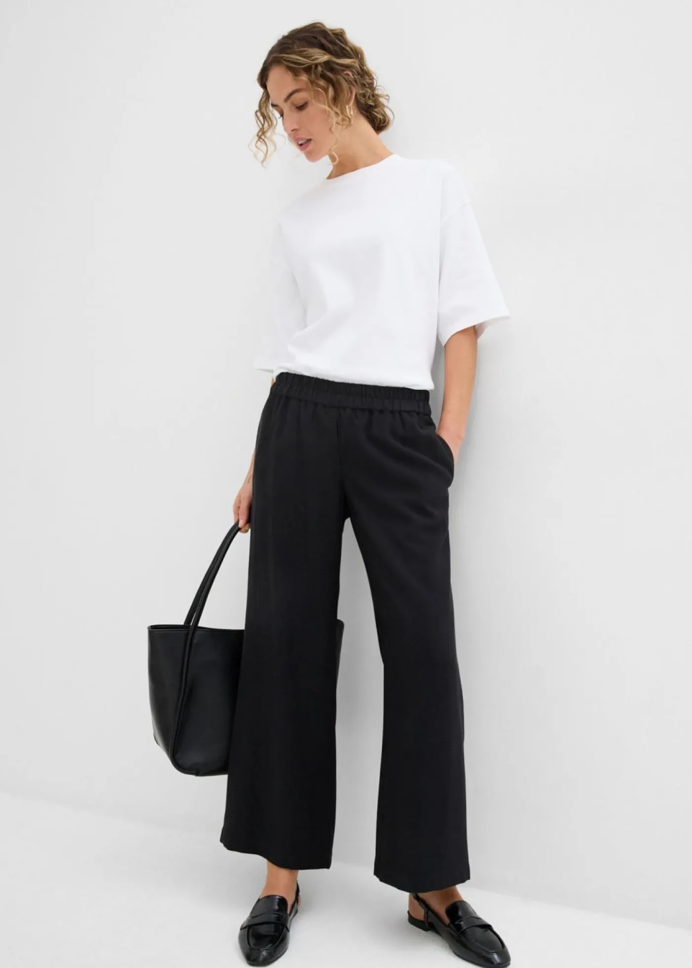 bonprix bonprix Pantalones>Culotte de mezcla de viscosa suave Negro