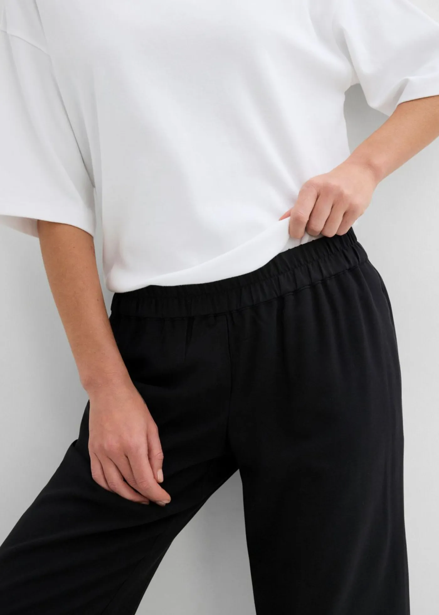 bonprix bonprix Pantalones>Culotte de mezcla de viscosa suave Negro
