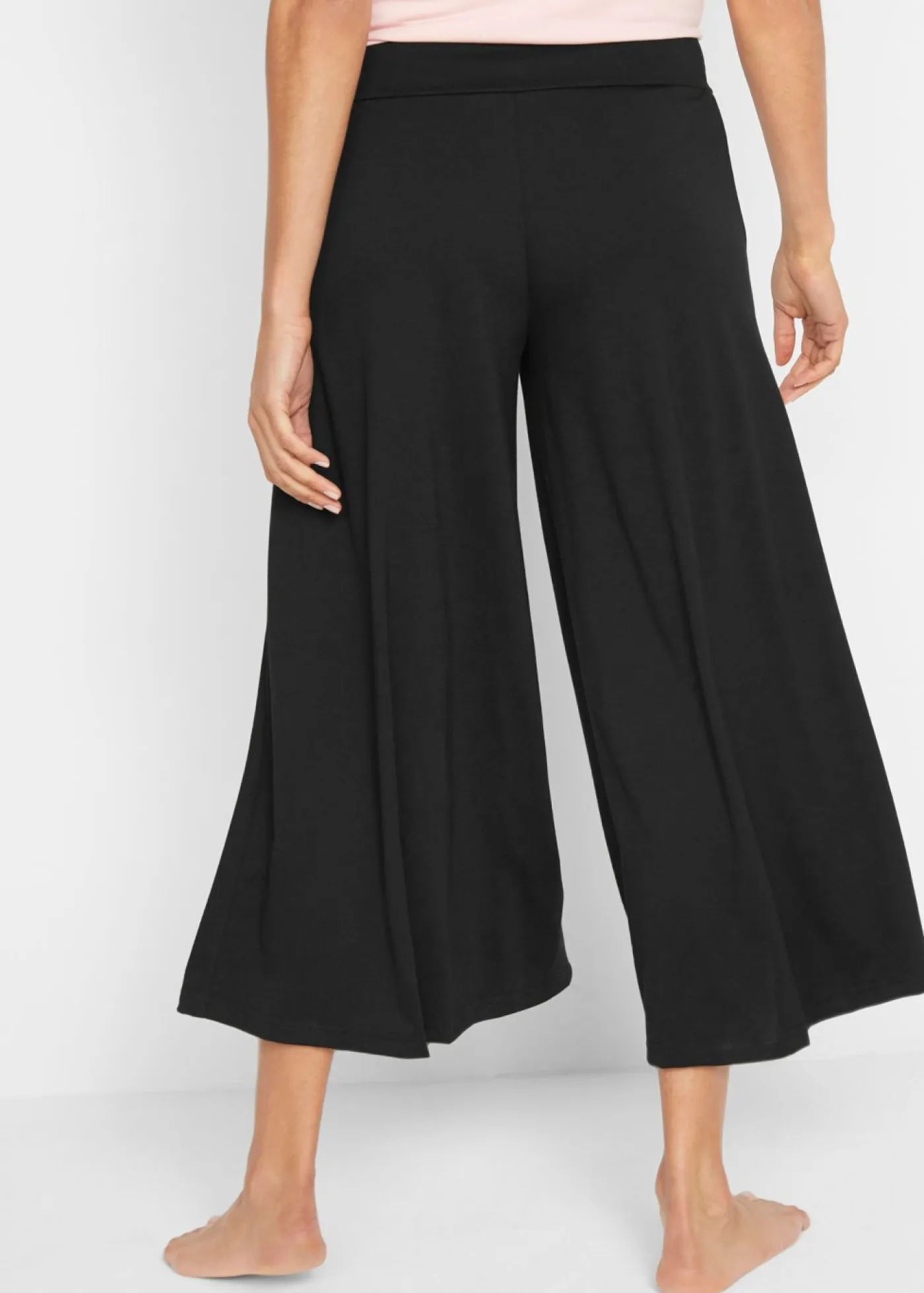 bonprix bonprix Homewear|Ropa Deportiva>Culotte homewear con pernera ancha Negro