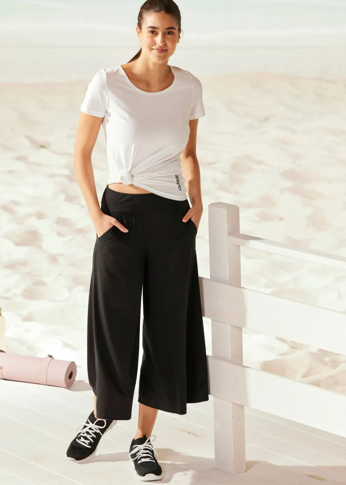 bonprix bonprix Homewear|Ropa Deportiva>Culotte homewear con pernera ancha Negro