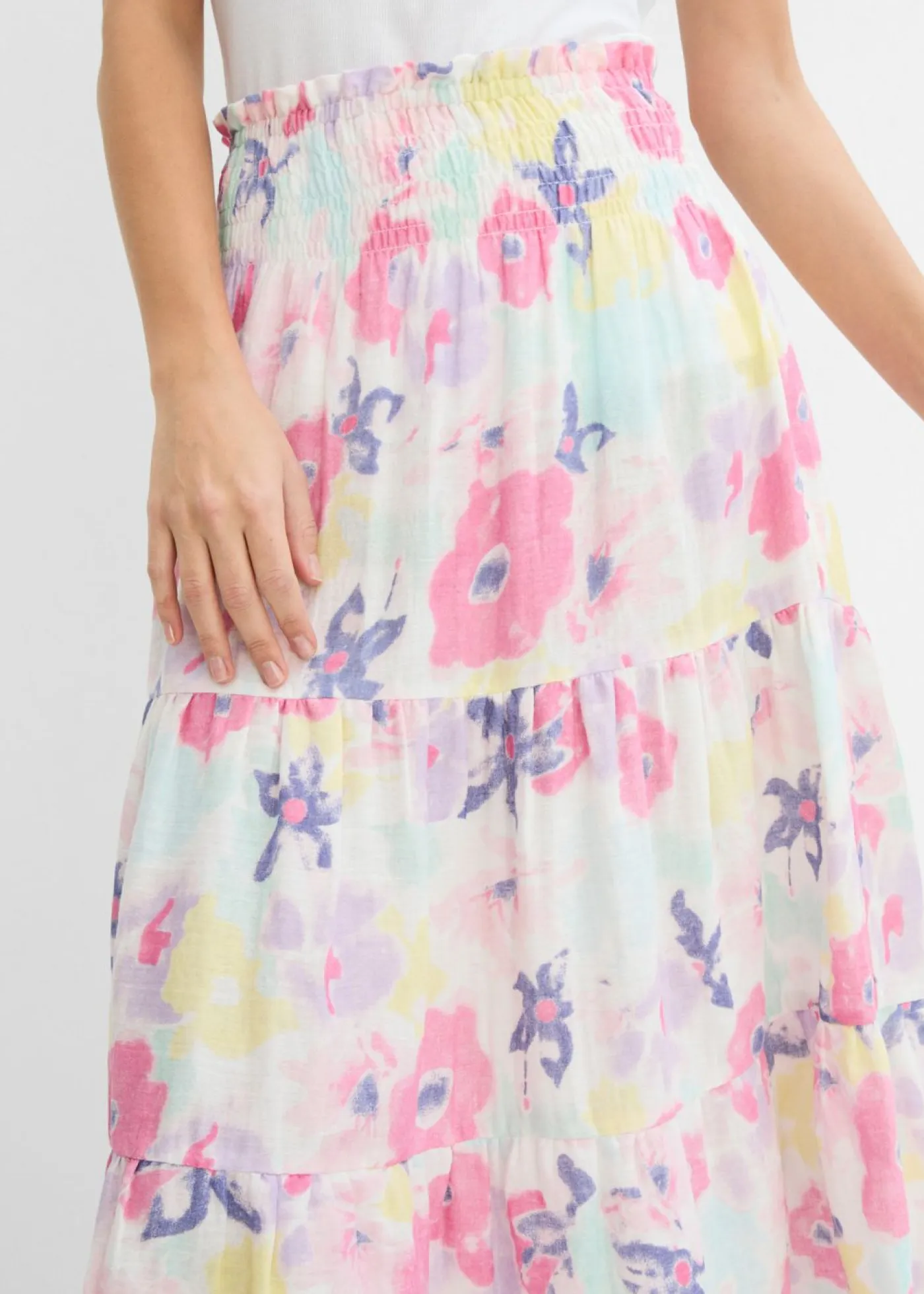 bonprix bonprix Faldas>Falda de capas de muselina rosa flamenco con flores