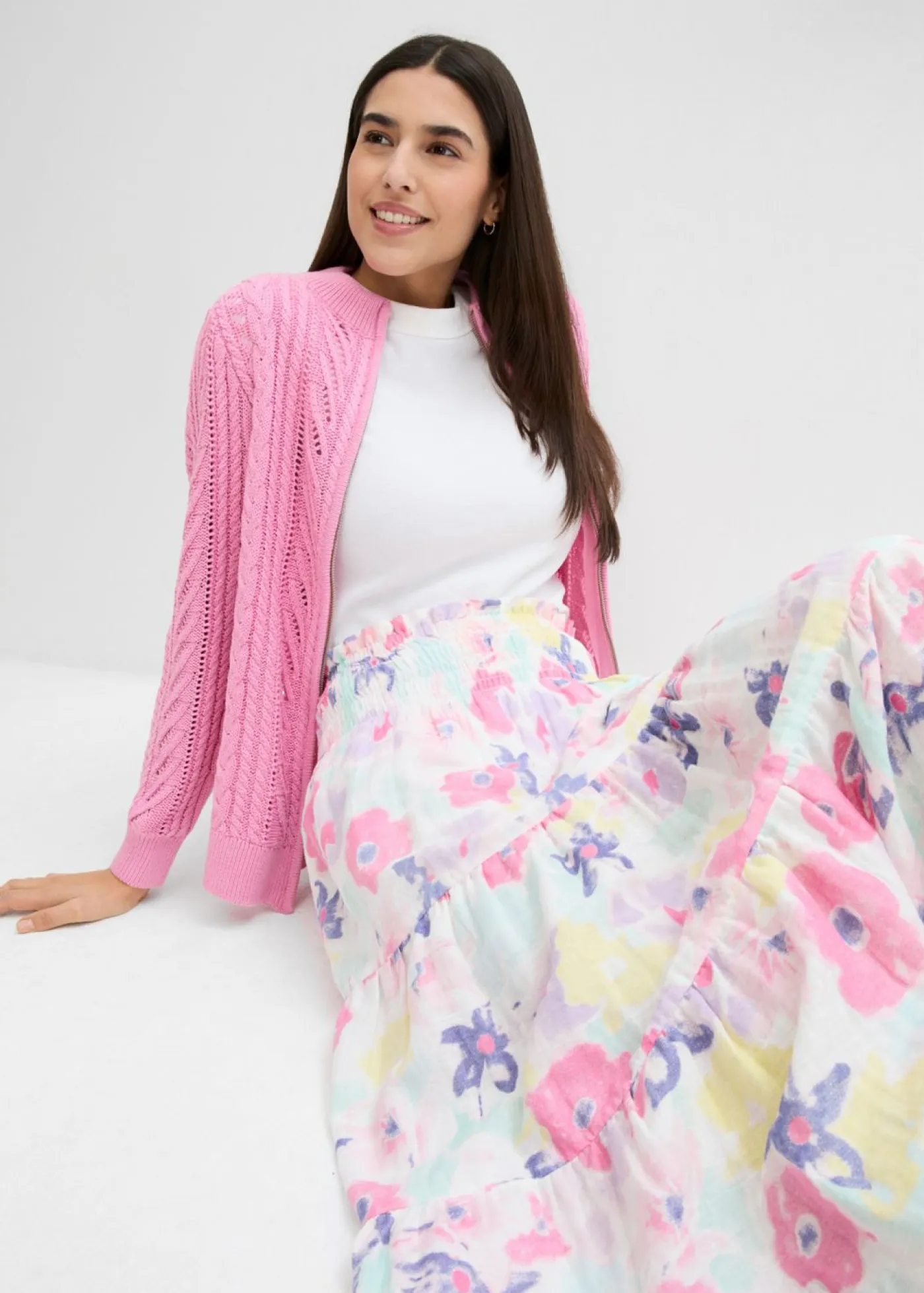 bonprix bonprix Faldas>Falda de capas de muselina rosa flamenco con flores