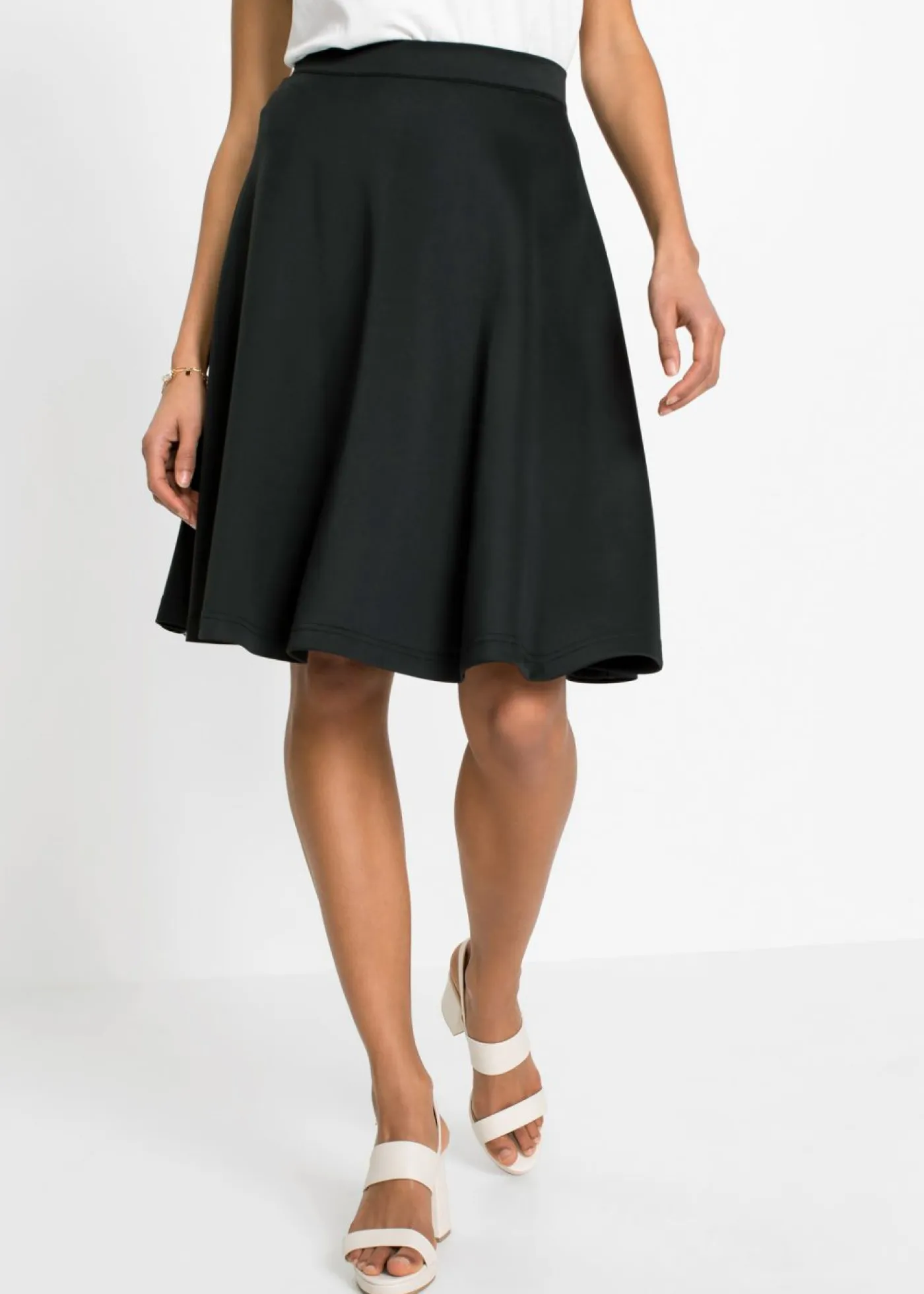 bonprix bonprix Faldas>Falda de neopreno suave Negro