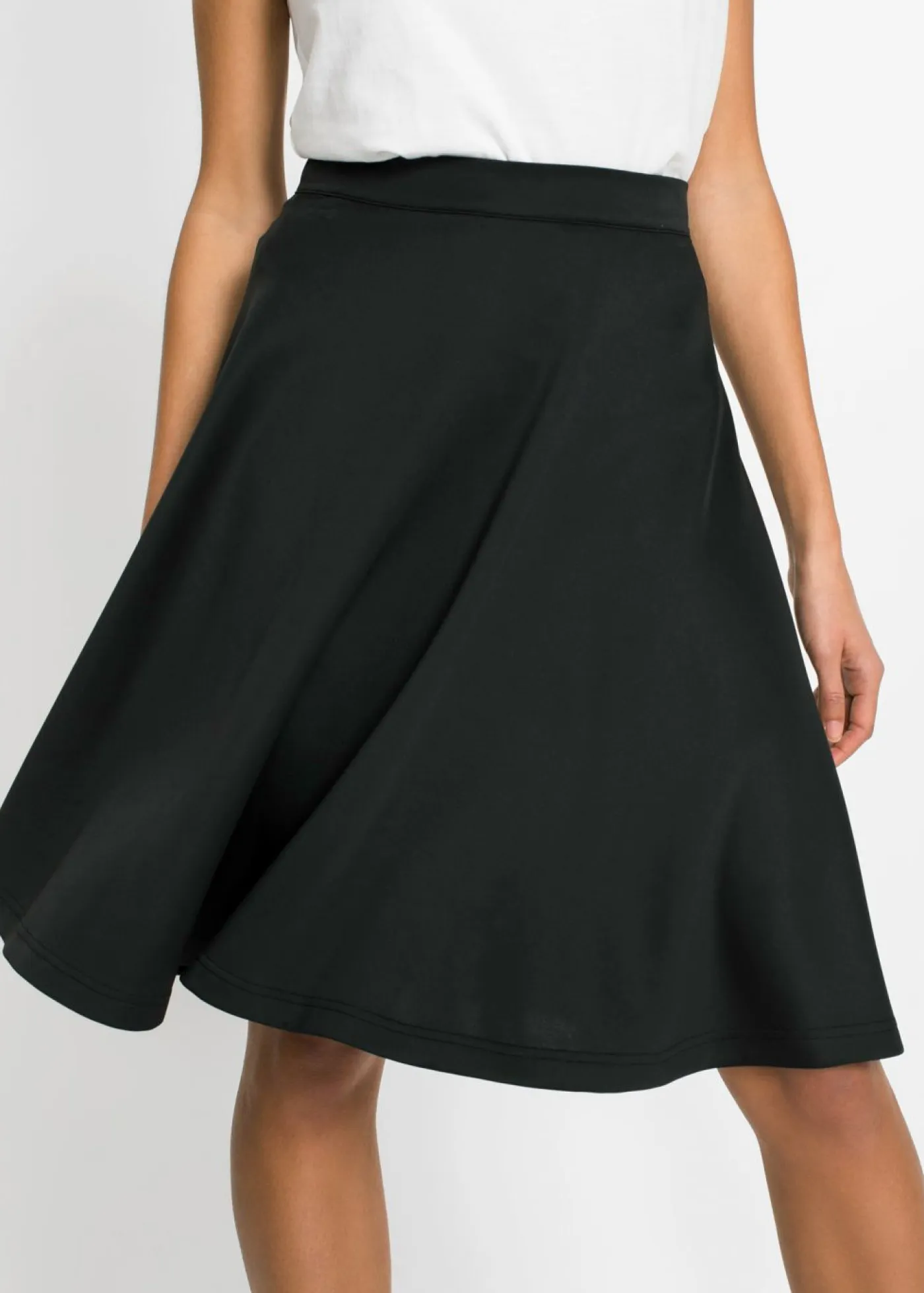 bonprix bonprix Faldas>Falda de neopreno suave Negro