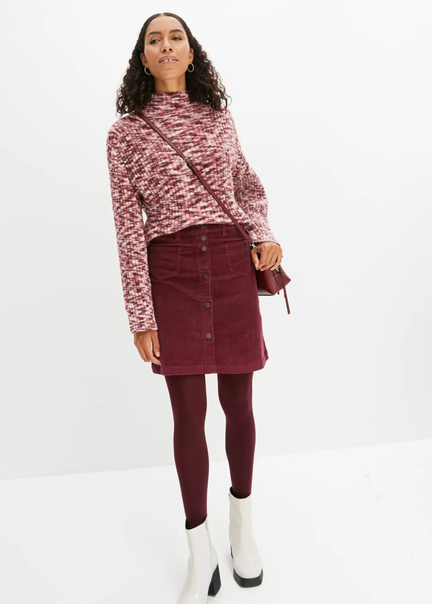 bonprix bonprix Faldas>Falda elástica de pana con botones rojo avellana