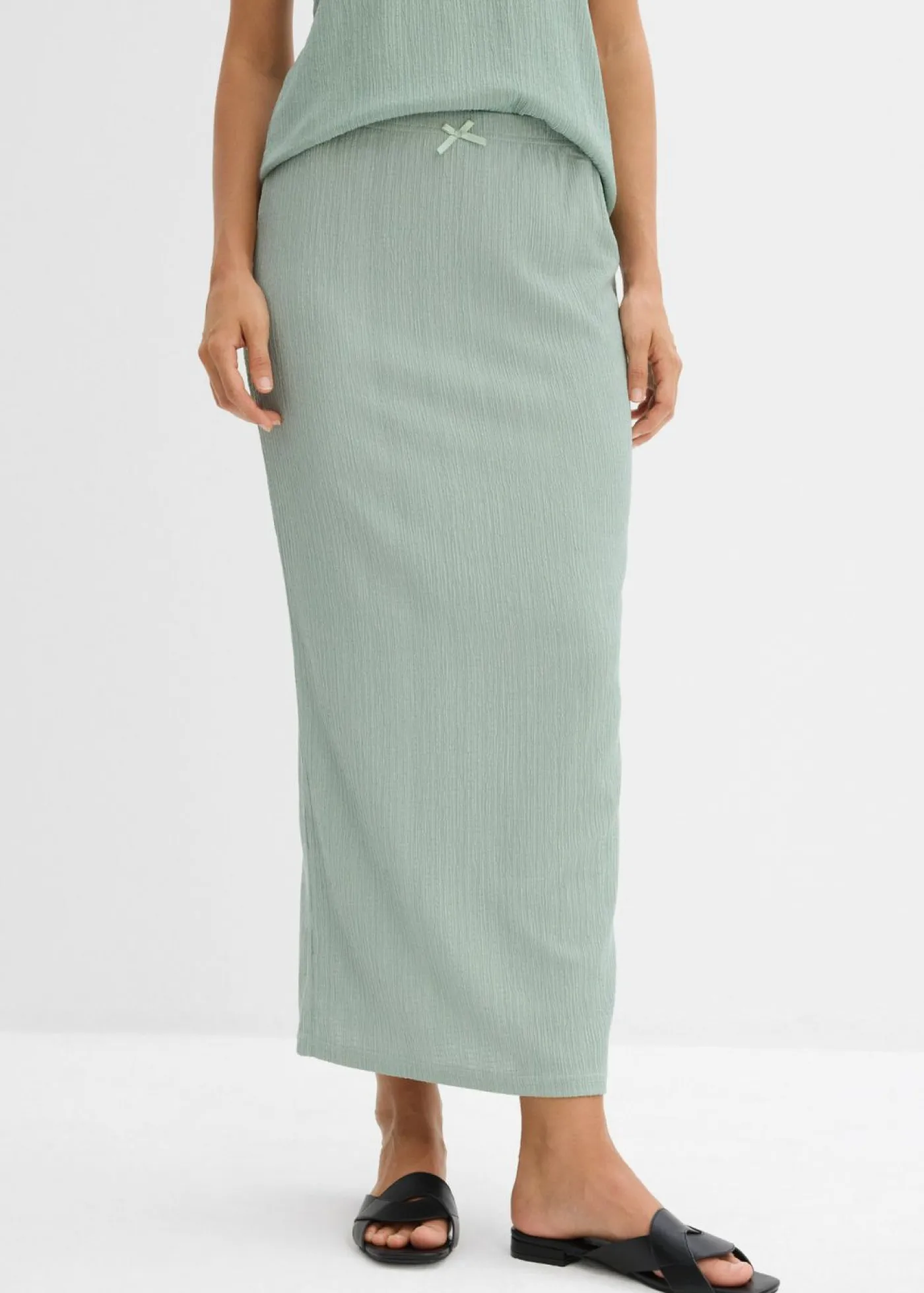 bonprix bonprix Conjuntos De Ropa|Faldas>Falda larga de crepé ligero verde ahumado