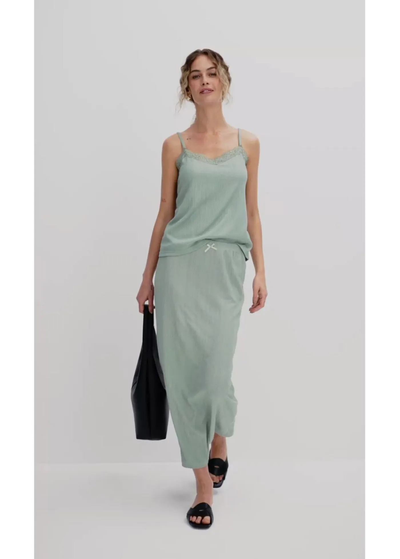 bonprix bonprix Conjuntos De Ropa|Faldas>Falda larga de crepé ligero verde ahumado