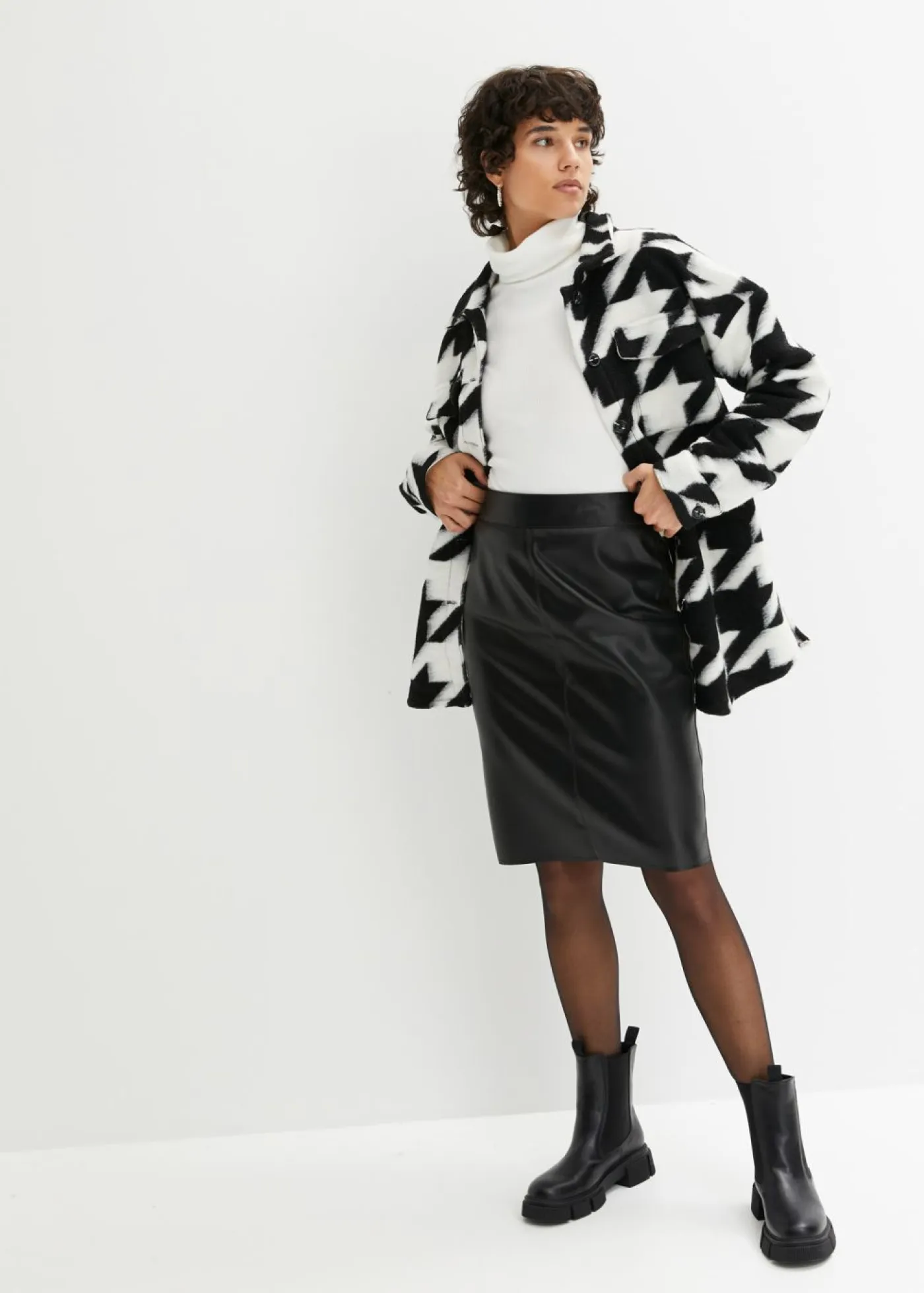 bonprix bonprix Faldas>Falda lápiz de piel sintética Negro